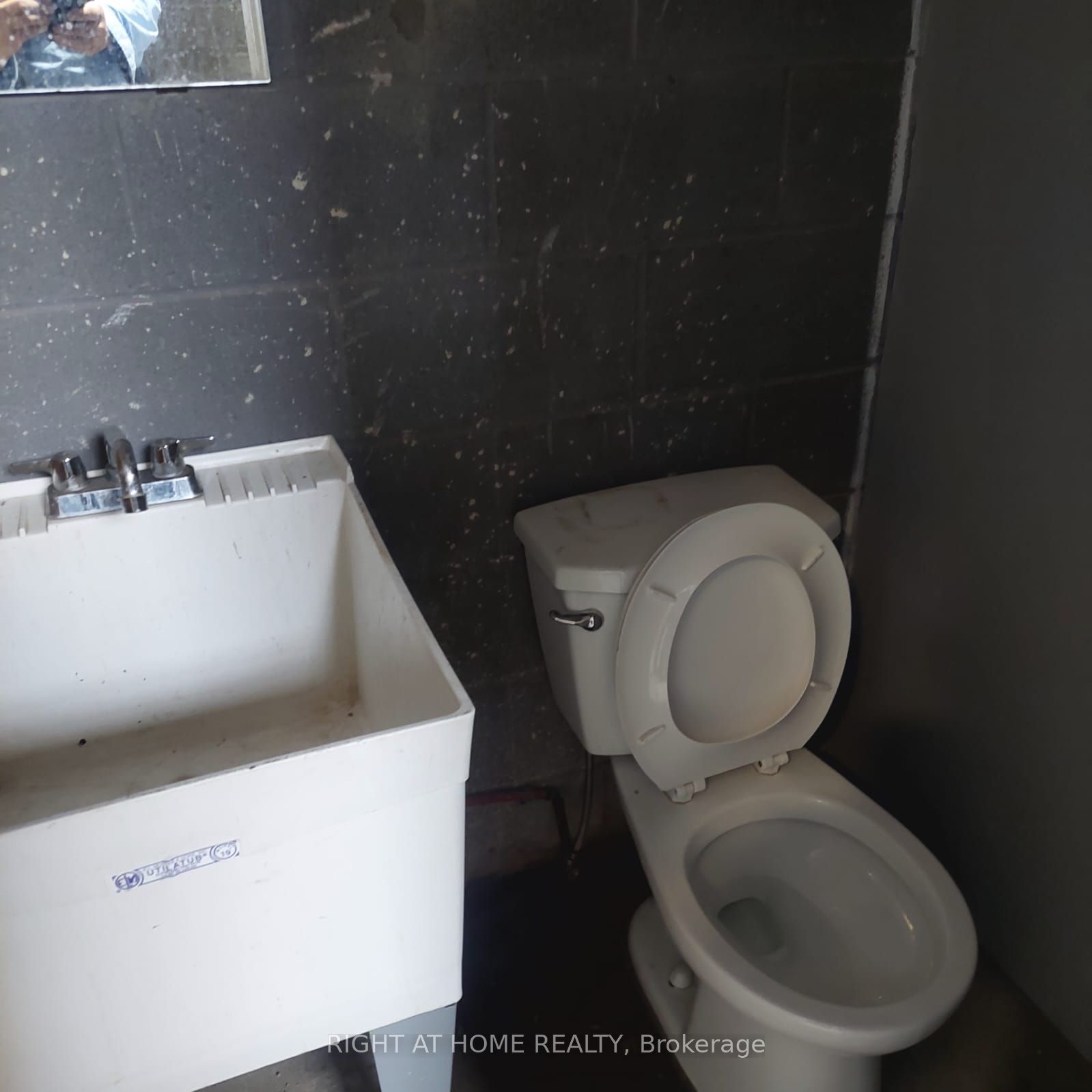 #unit# 2 - 35 Edgar Avenue Property Photo 10