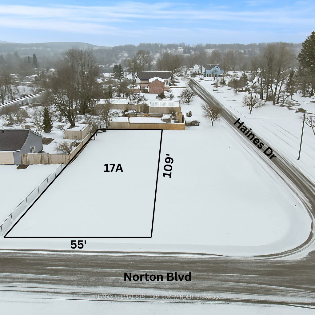 17 Norton Boulevard Property Photo 2