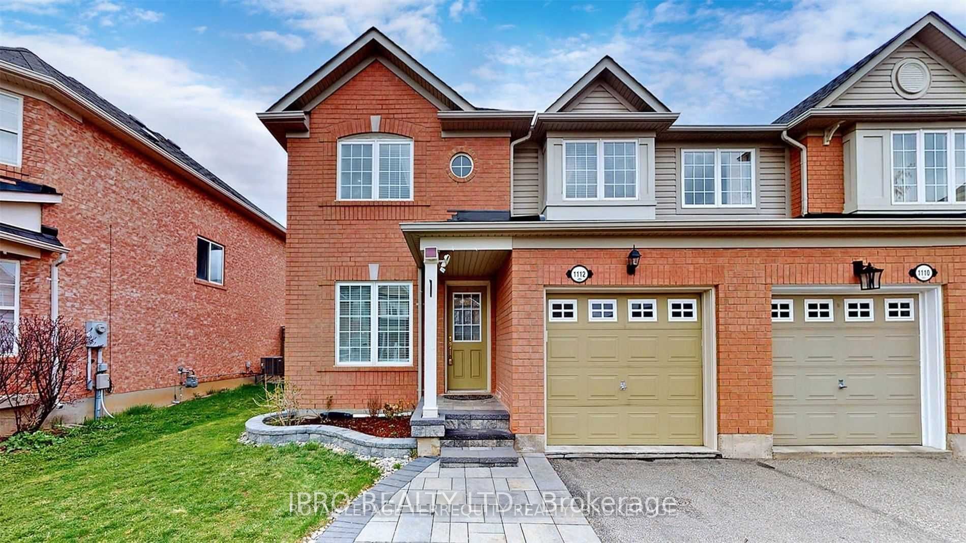 1112 Barr Crescent Property Photo