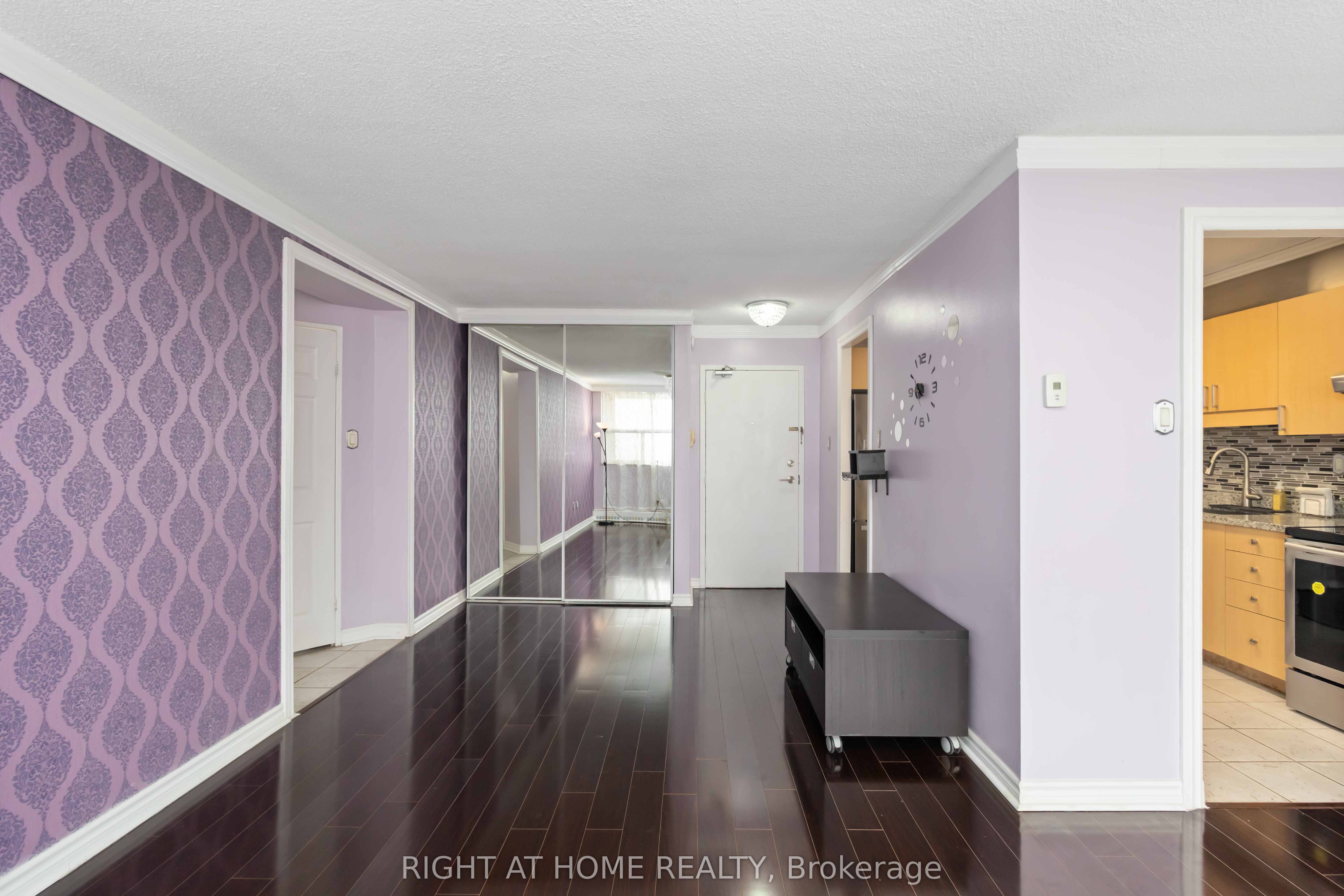 3501 Glen Erin Drive 1207 Property Photo 5