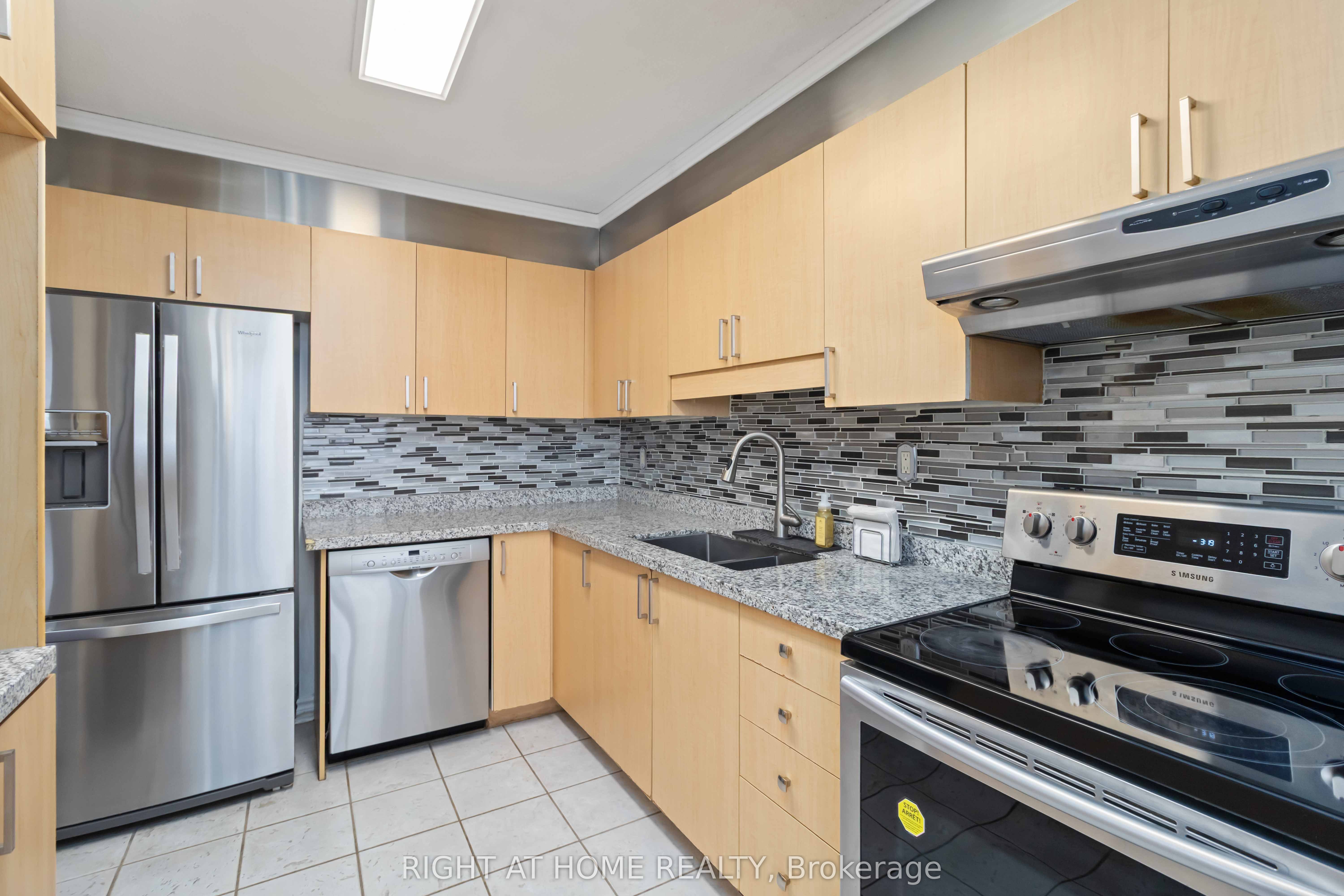 3501 Glen Erin Drive 1207 Property Photo 13
