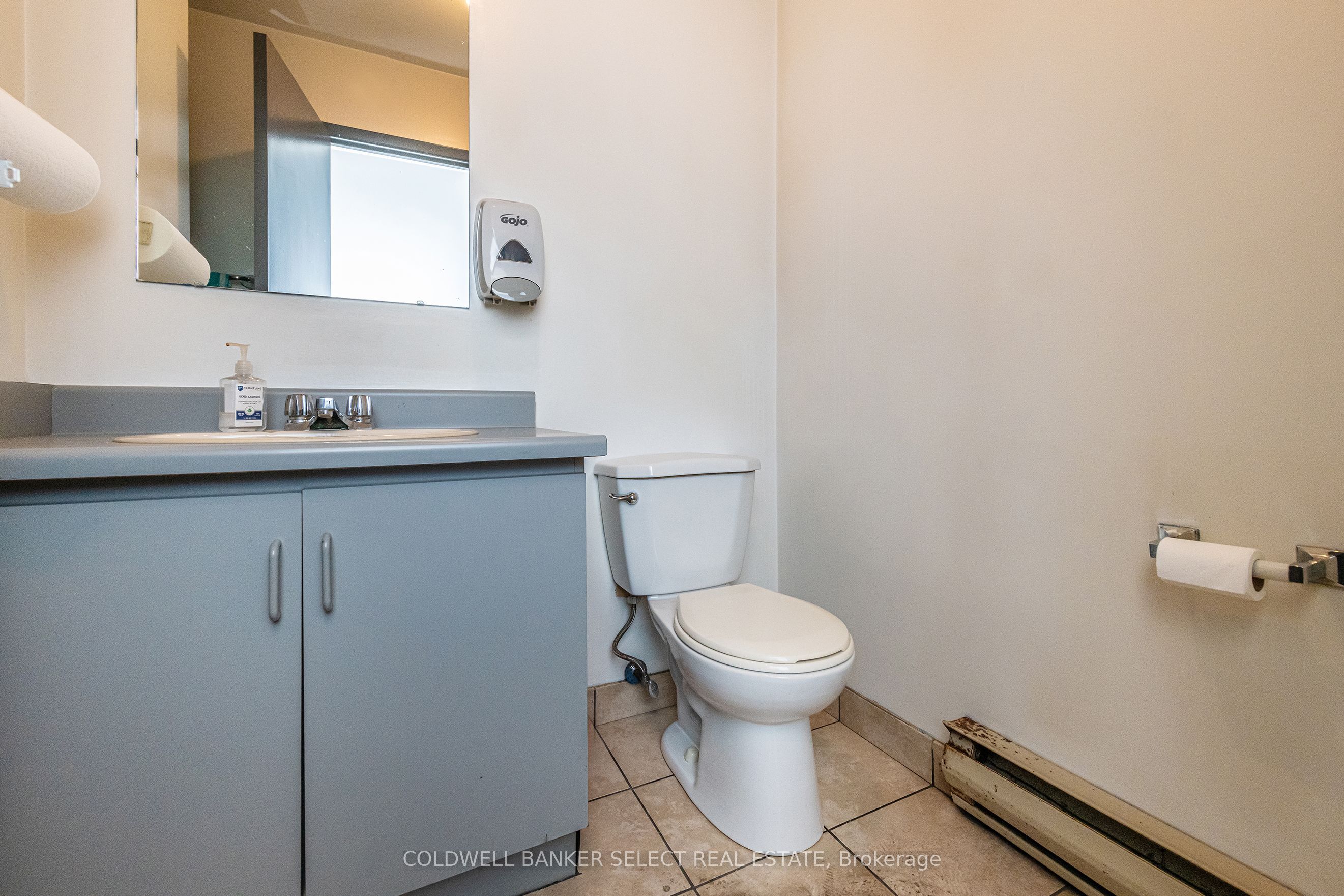 #4 - 32 Goodmark Place Property Photo 18