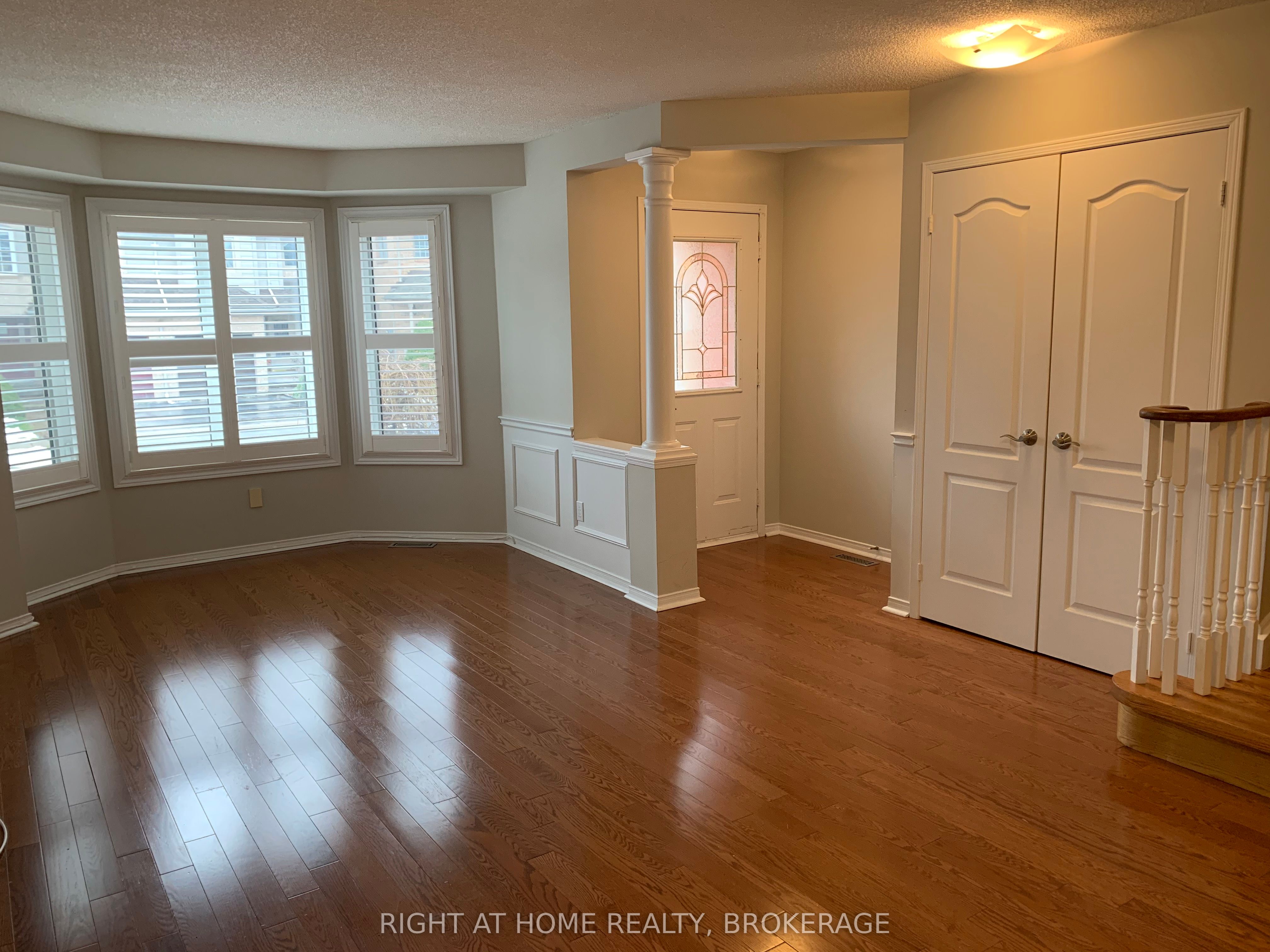 1149 Treetop Ter Property Photo 5