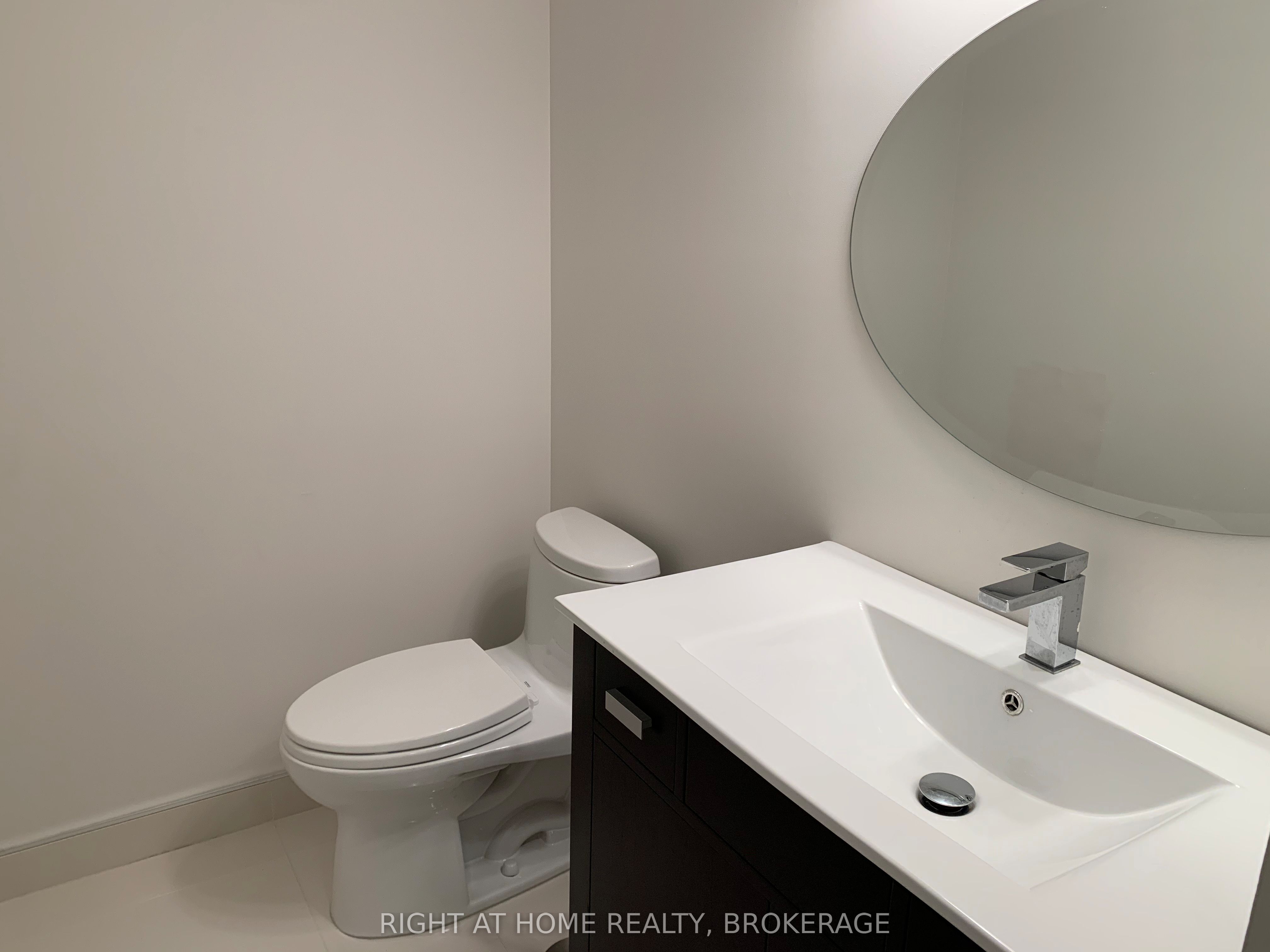 1149 Treetop Ter Property Photo 10