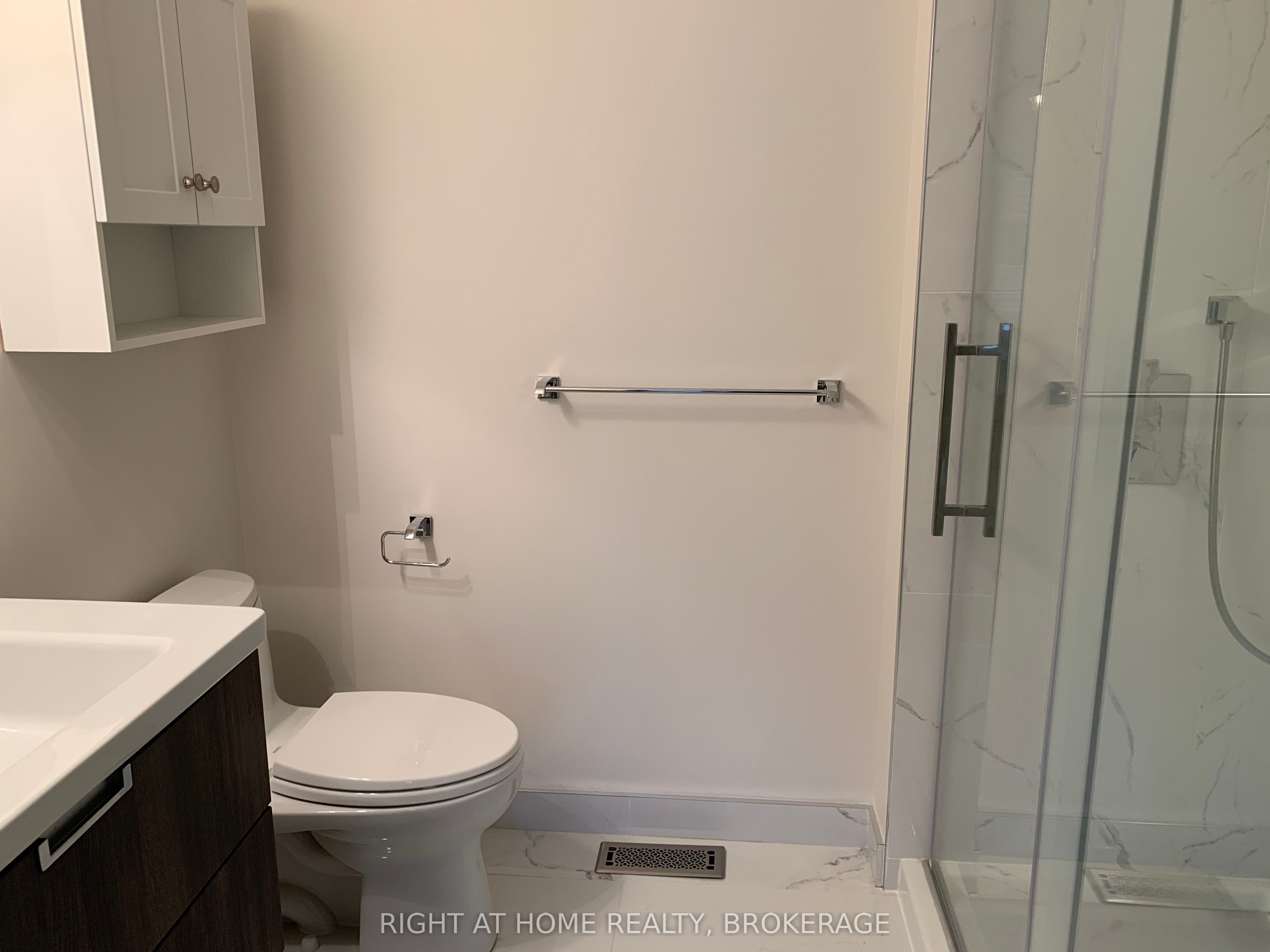 1149 Treetop Ter Property Photo 12