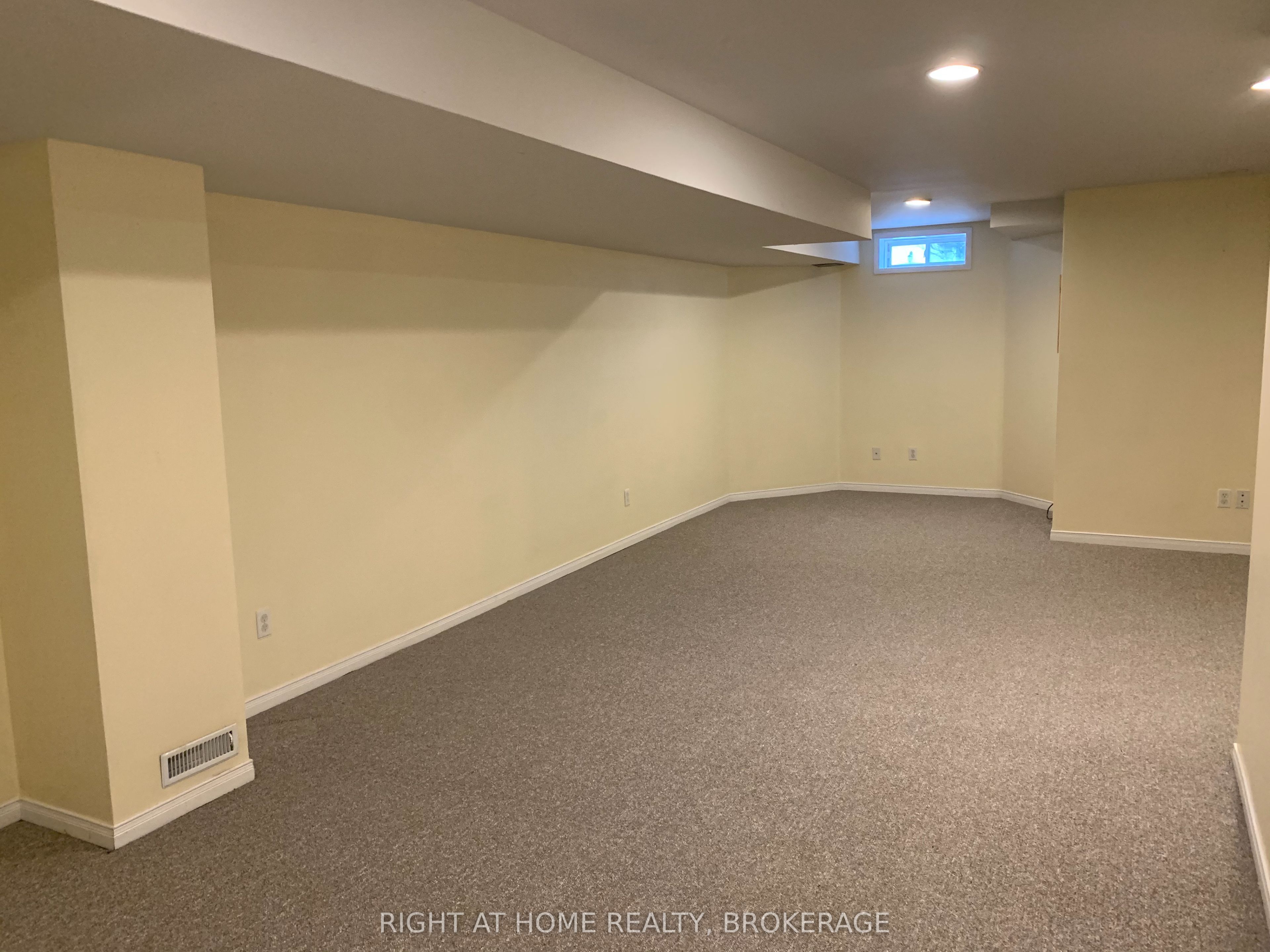 1149 Treetop Ter Property Photo 22