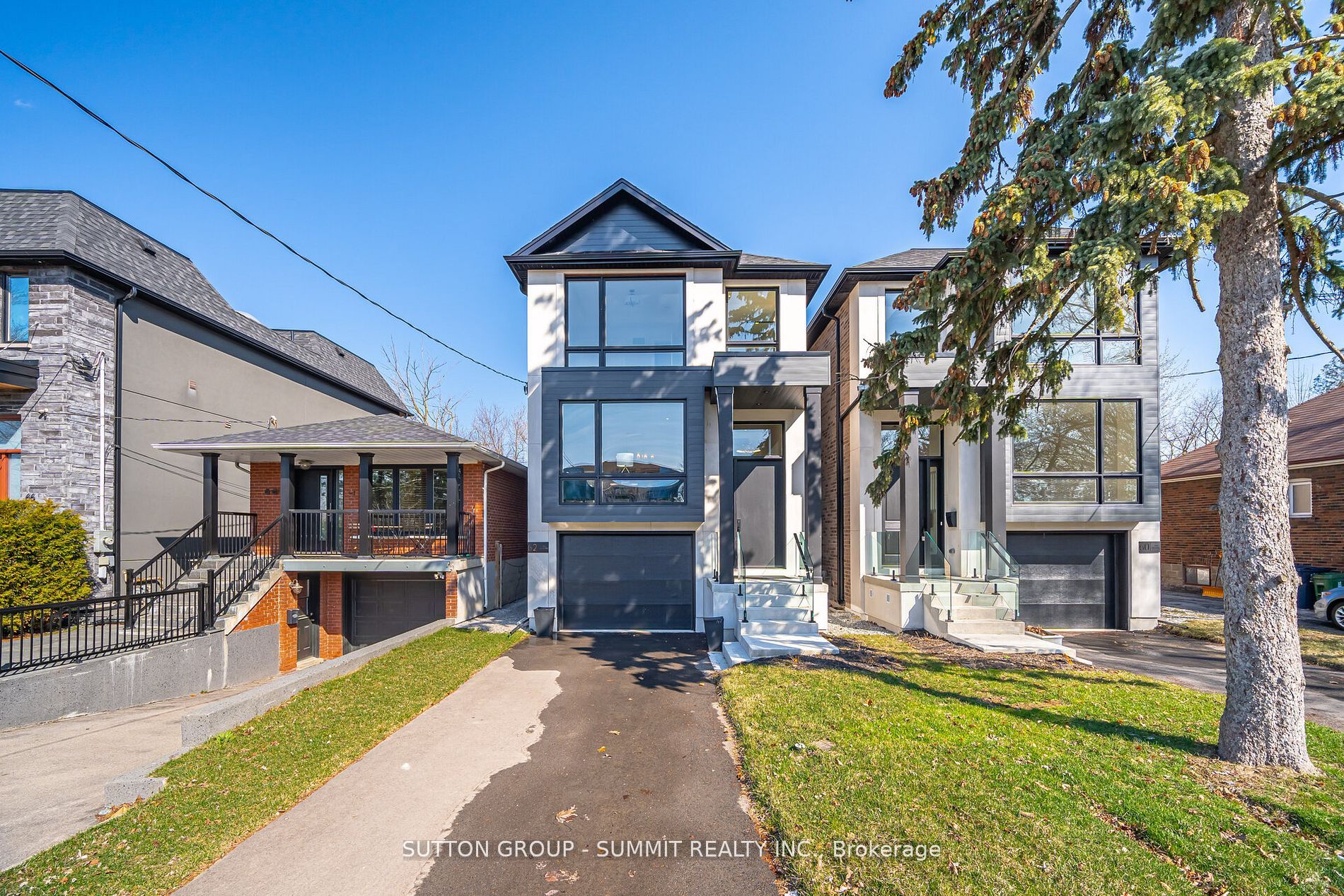 62 Ash Crescent Property Photo 2