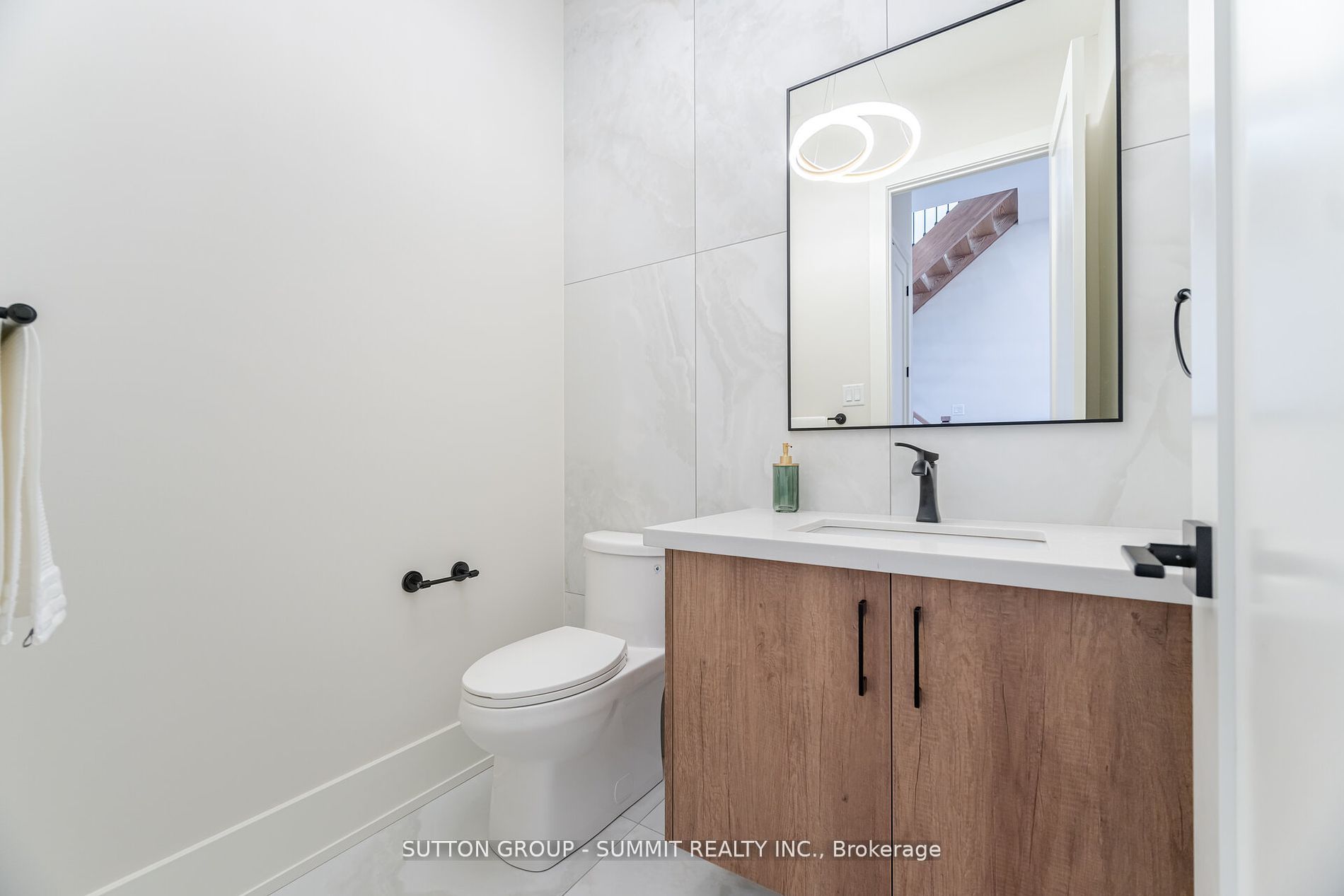 62 Ash Crescent Property Photo 25
