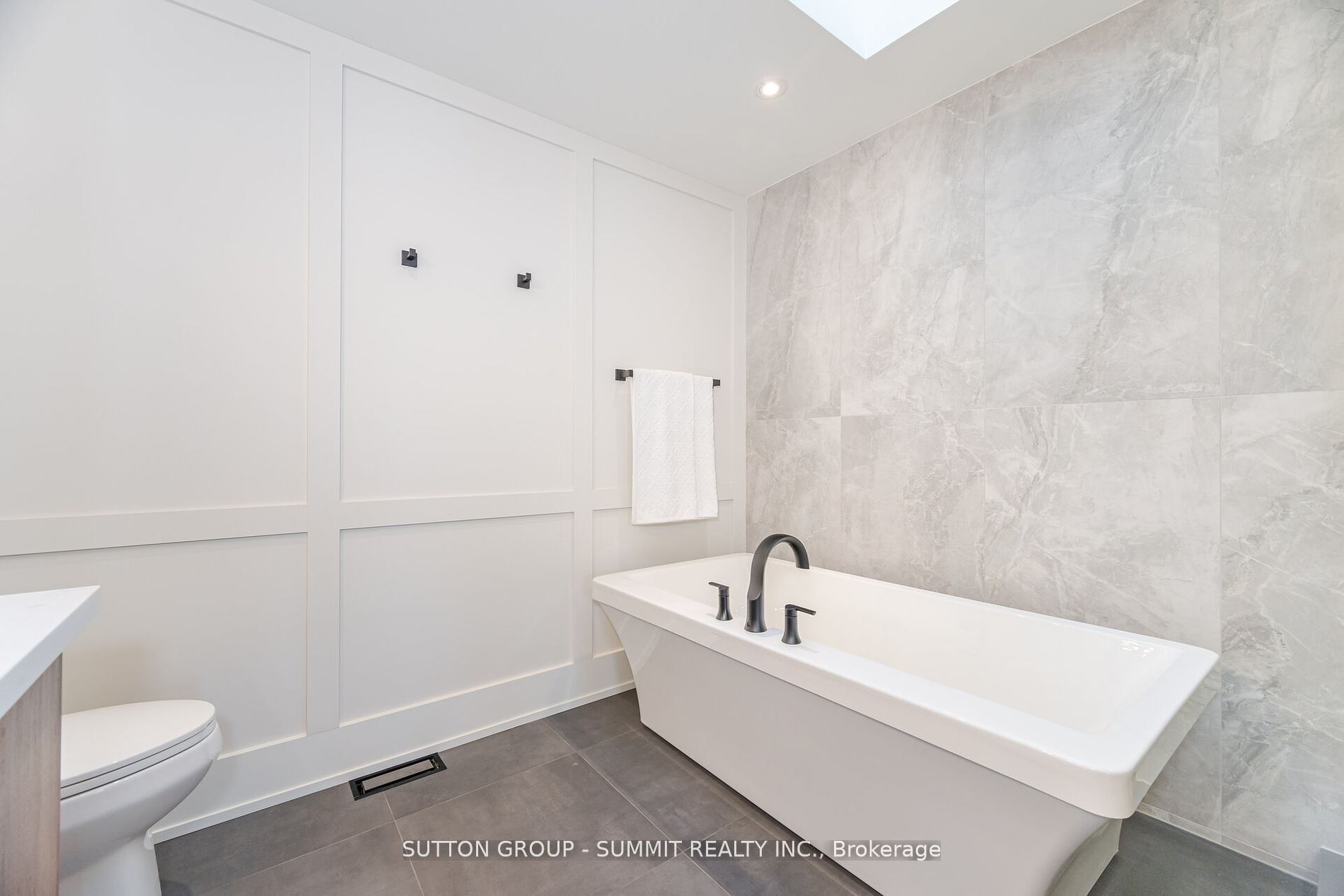 62 Ash Crescent Property Photo 33