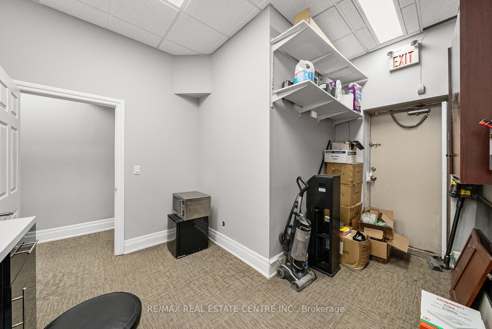 #6 - 341 Parkhurst Square Property Photo 14