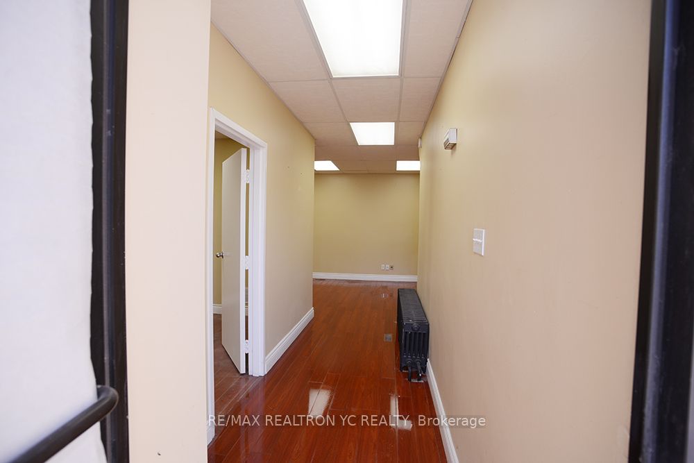 1586 Eglinton Avenue Property Photo 4