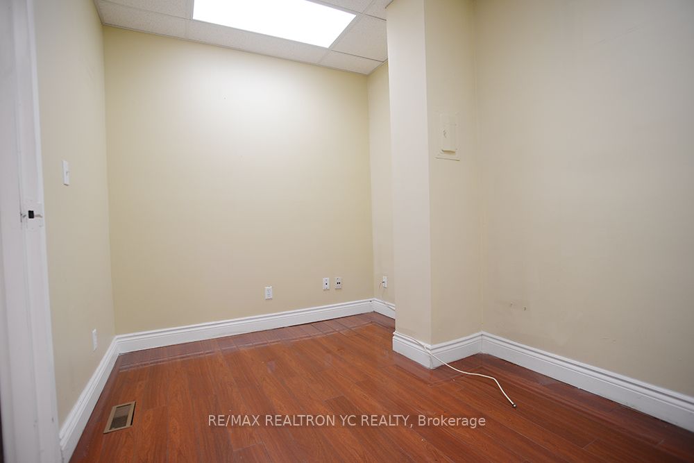 1586 Eglinton Avenue Property Photo 11