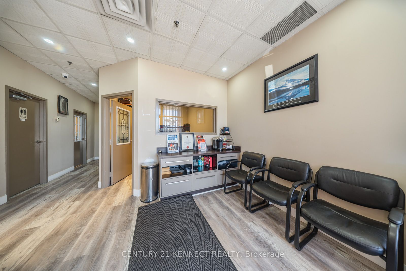 #24 - 7370 Bramalea Road Property Photo 5