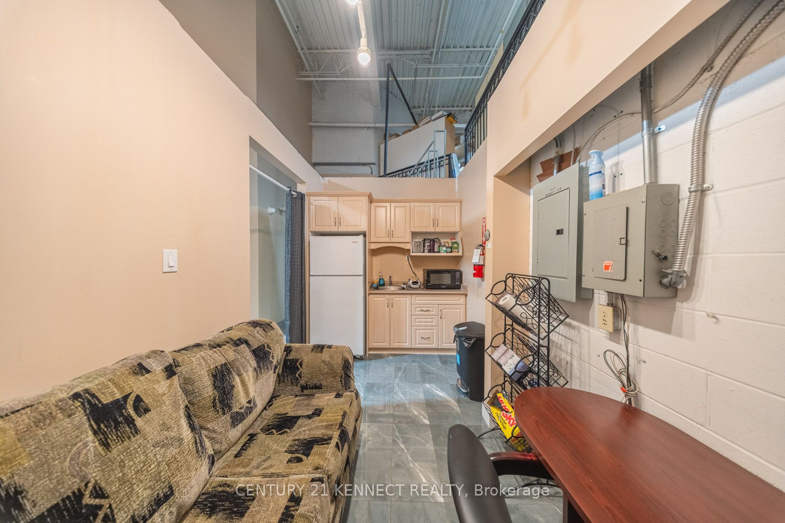 #24 - 7370 Bramalea Road Property Photo 22