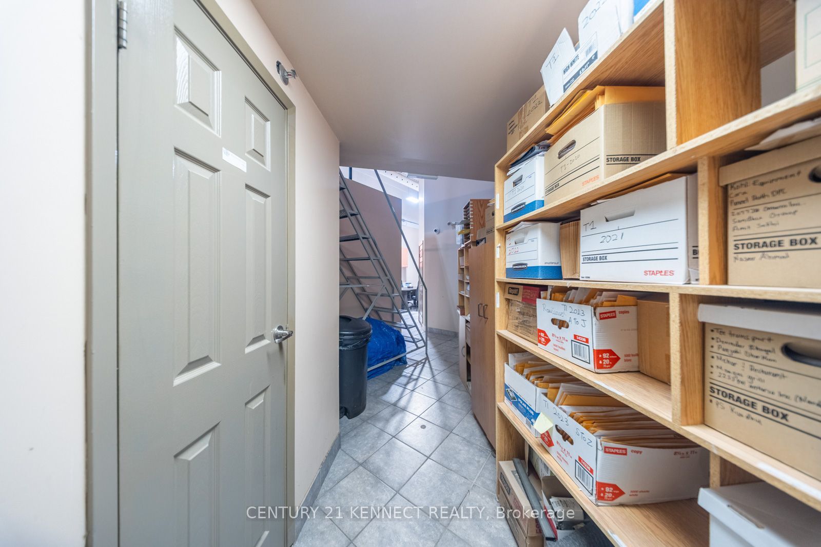#24 - 7370 Bramalea Road Property Photo 27