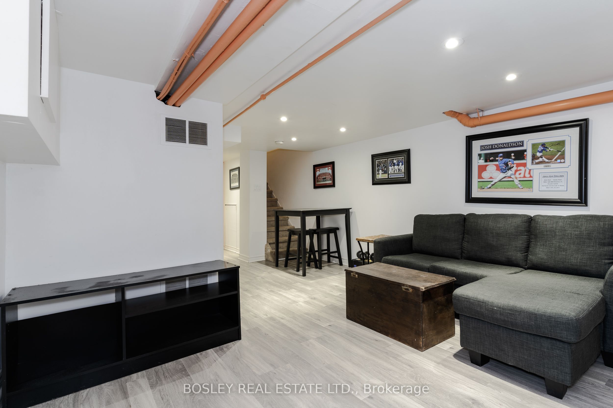 1154 Dovercourt Road Lower Property Photo 1