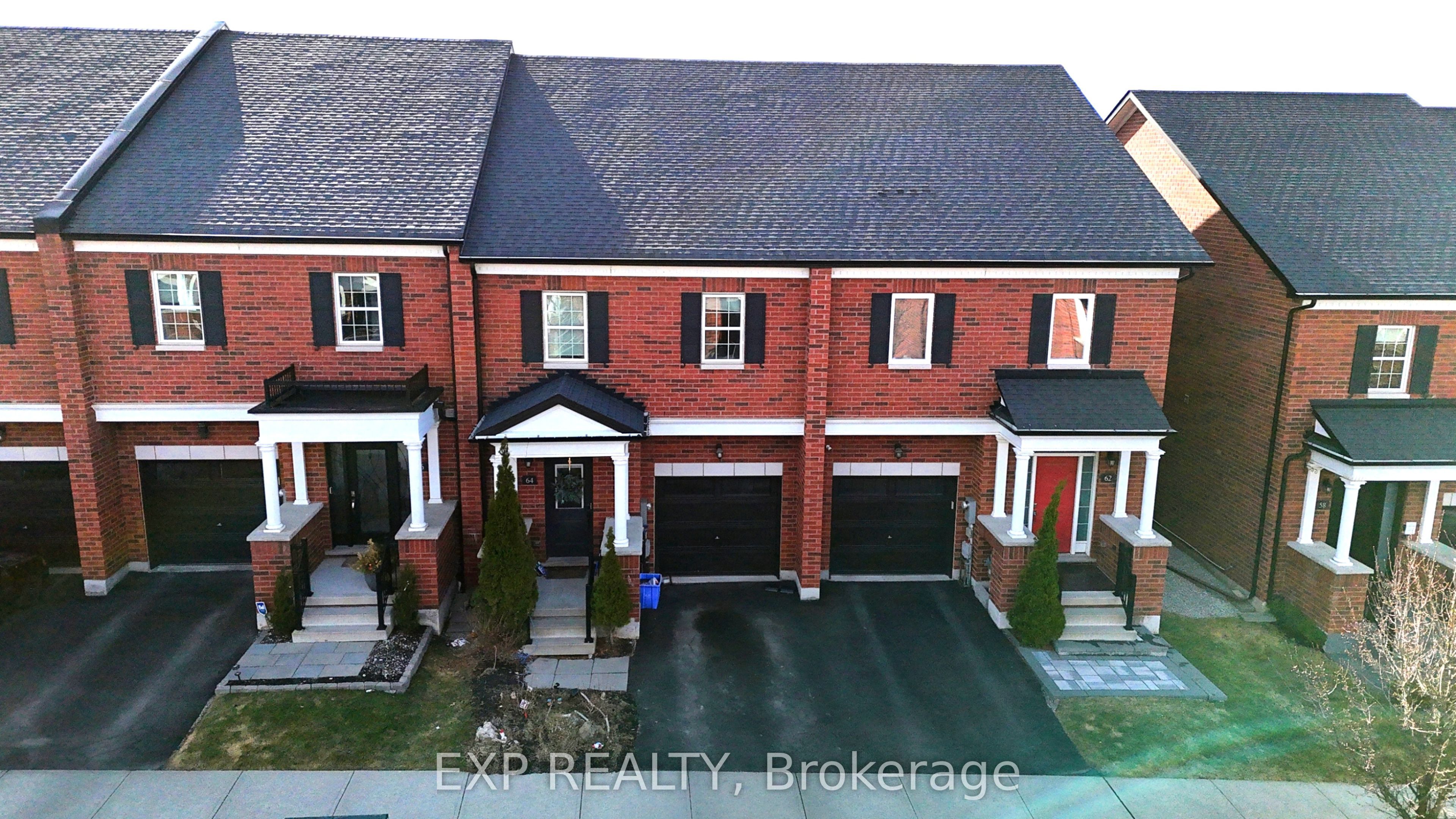 64 Henry Crescent Property Photo