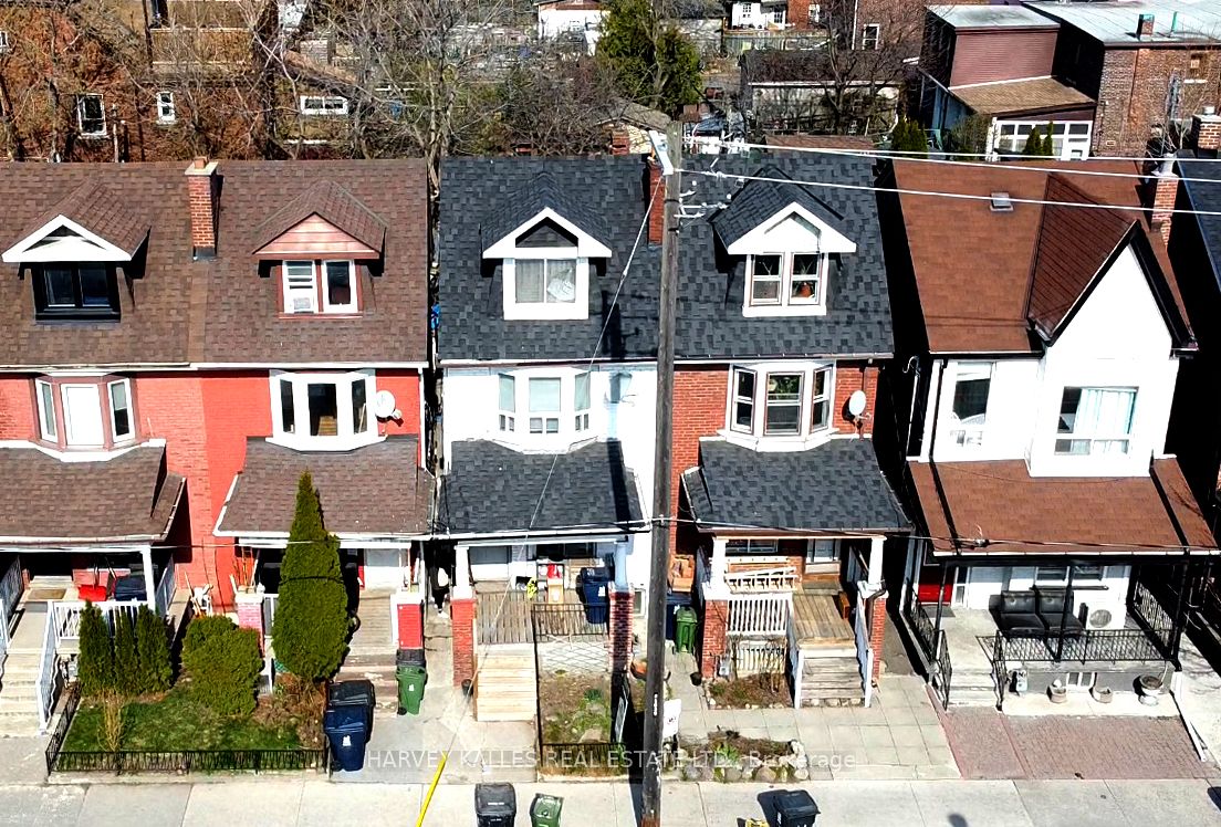 1041 Ossington Avenue Property Photo 4