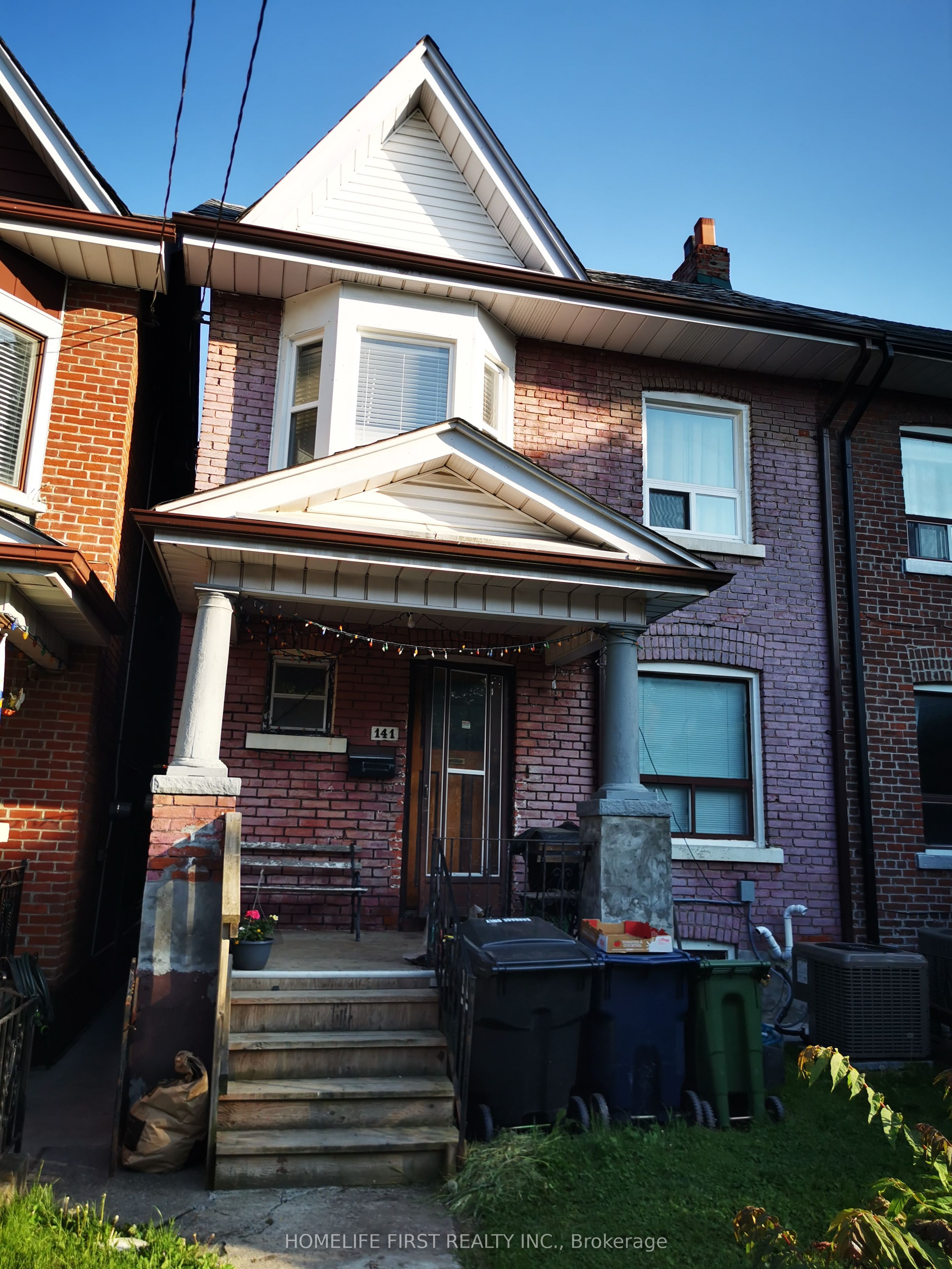 141 Essex Street Property Photo 1