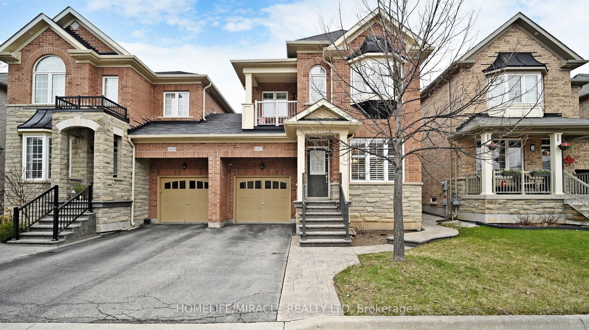 1457 Haws Crescent Property Photo