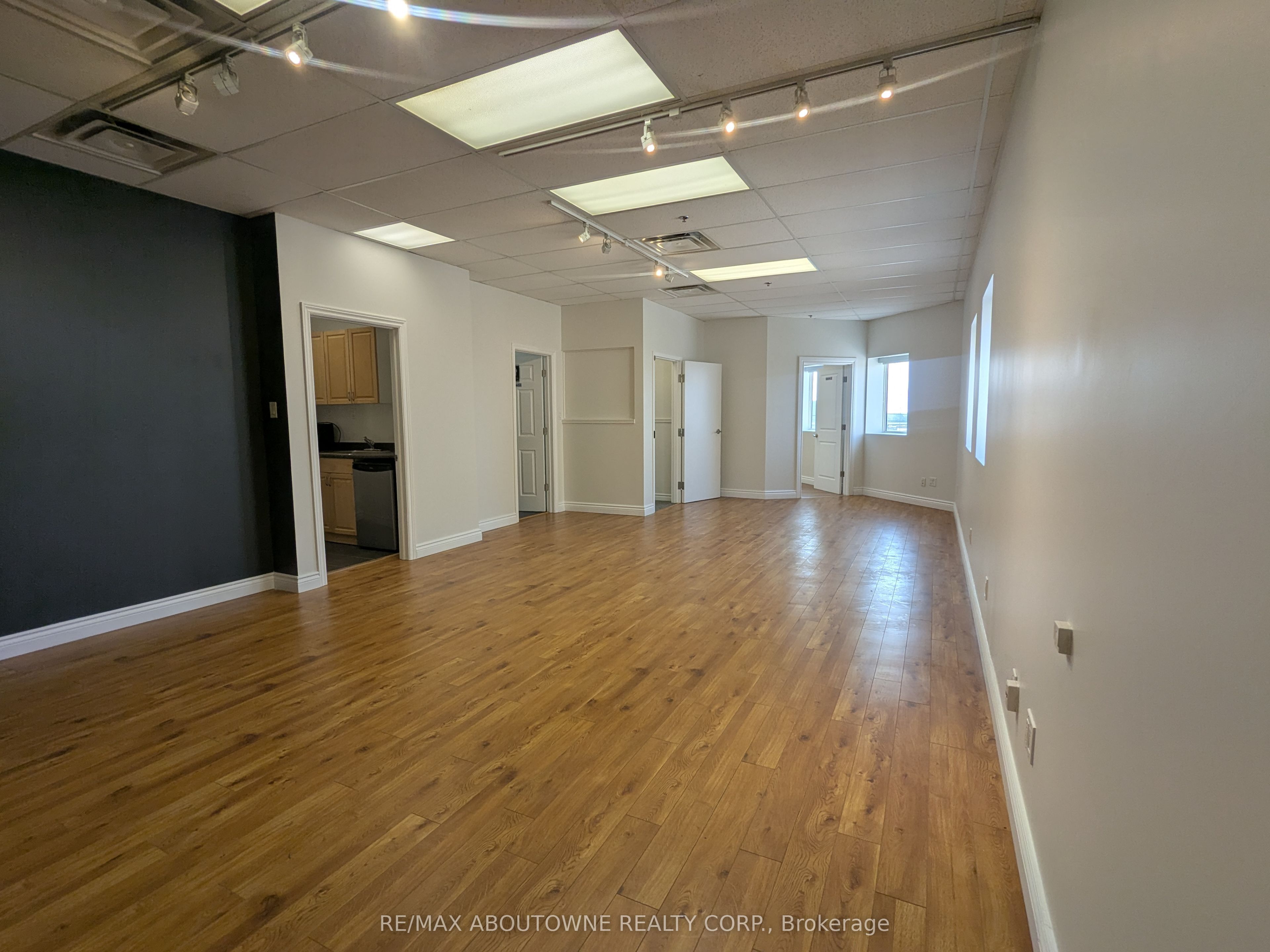 5125 Harvester Road 1 Property Photo 12