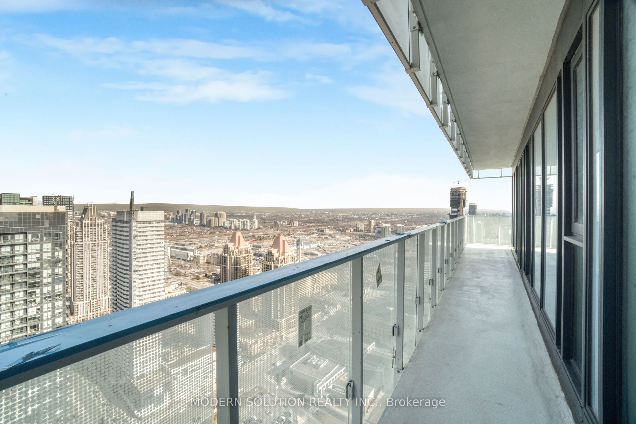 #4510 - 3900 Confederation Parkway Property Photo 25