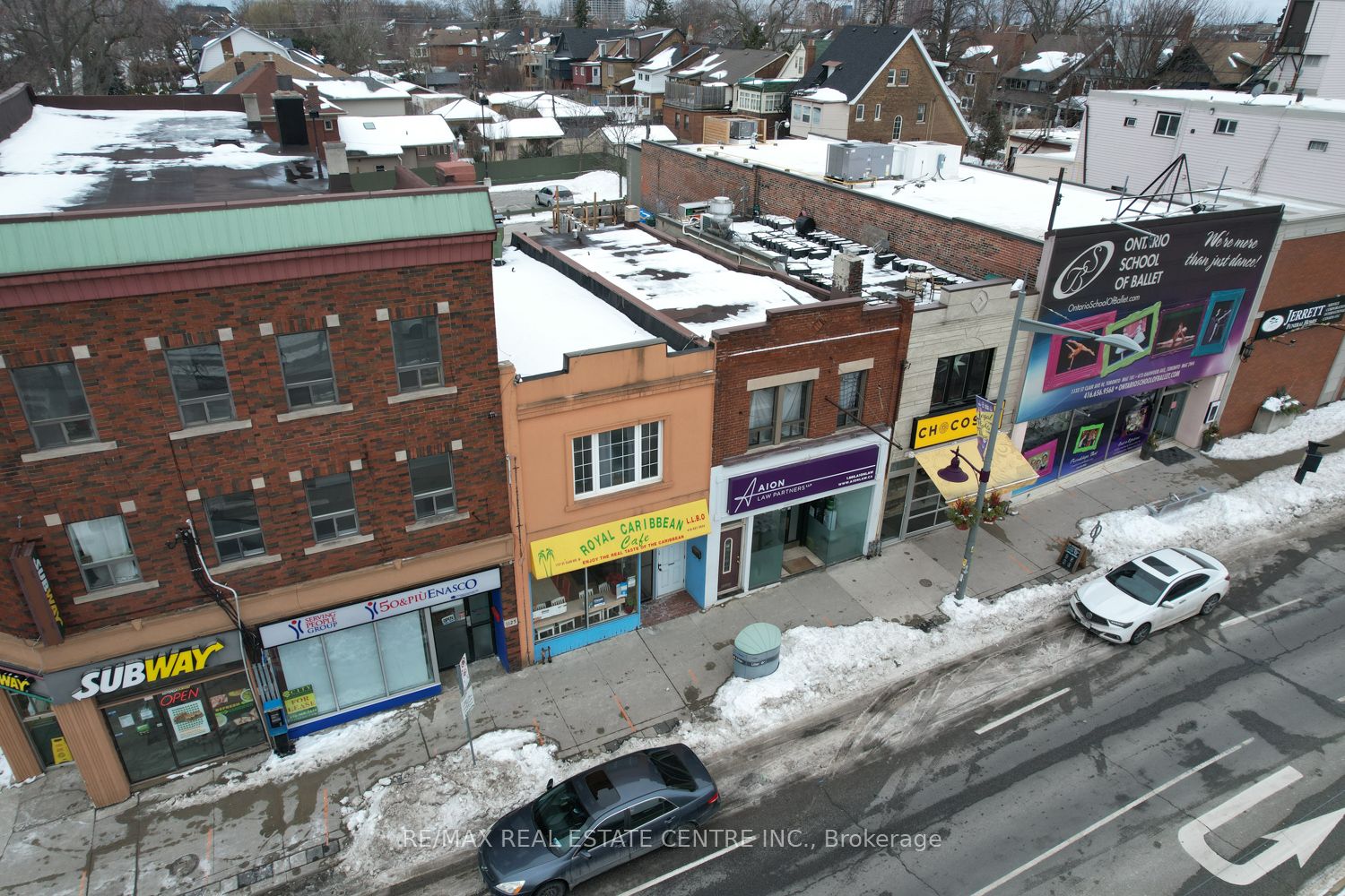 1127 St Clair Avenue Property Photo 4
