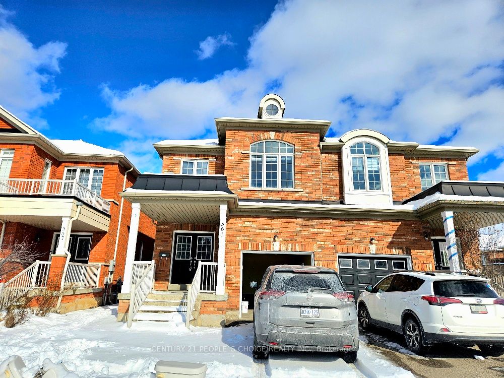 561 Lott Cres Property Photo