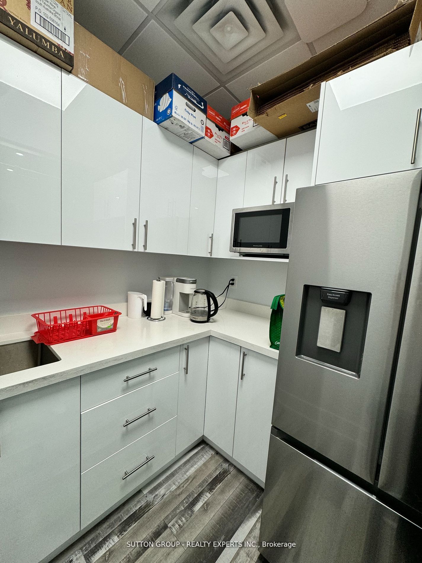 #205 - Room 7 - 9300 Goreway Drive Property Photo 8