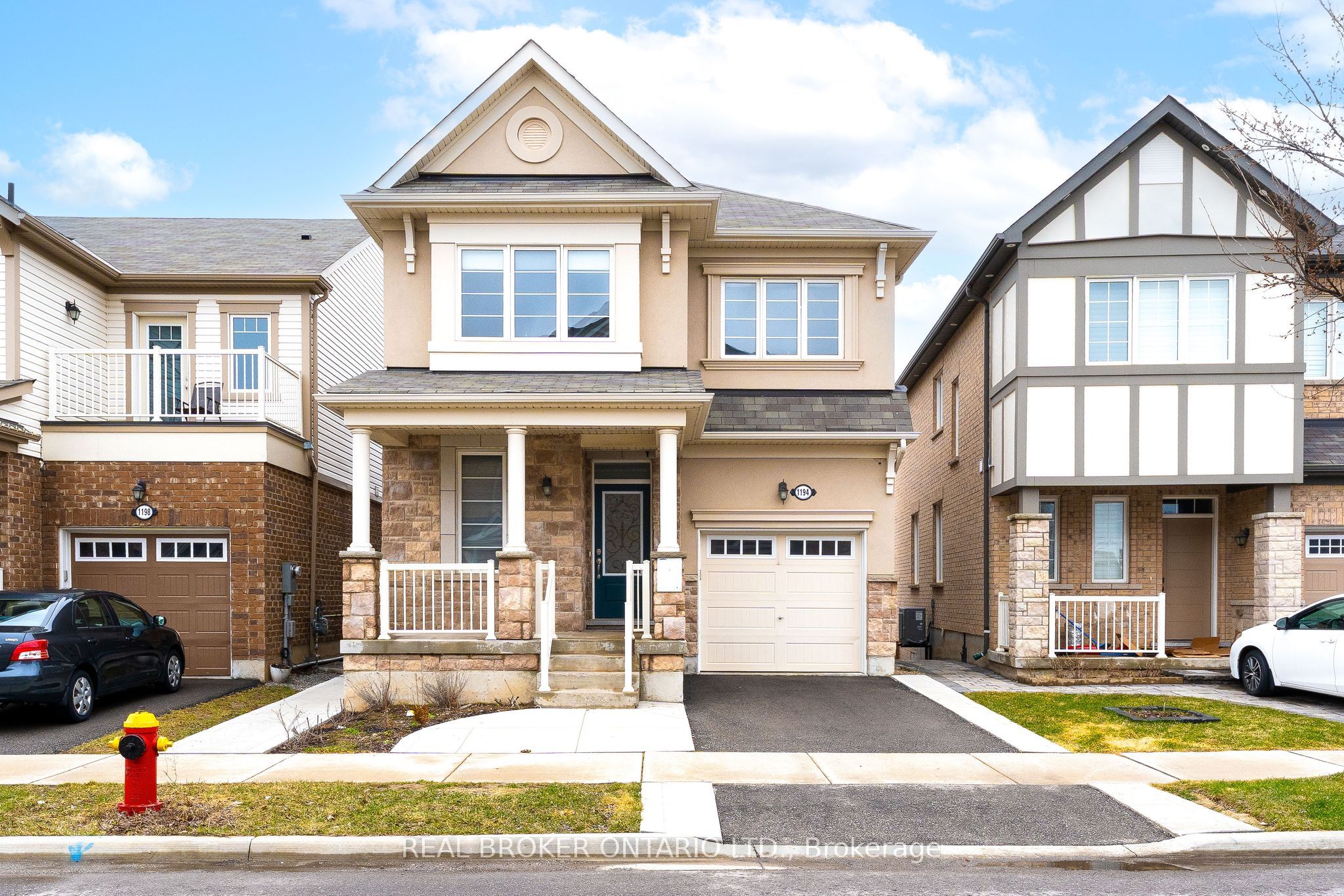 1194 Duignan Crescent Property Photo