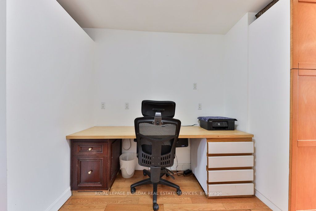 39 Twenty Fourth Street Property Photo 11