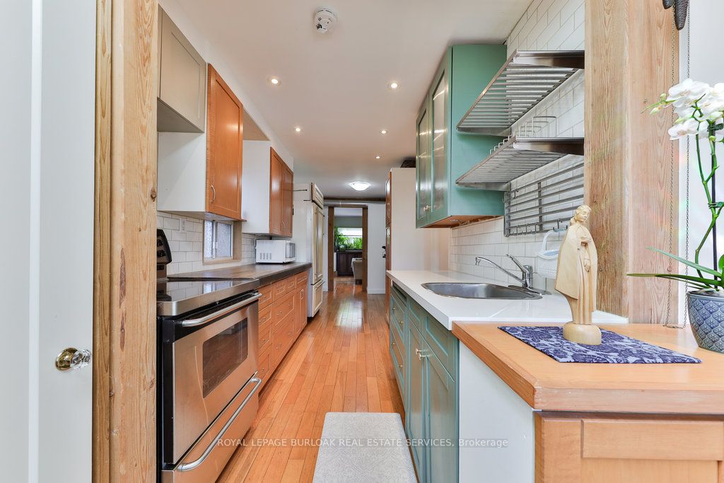 39 Twenty Fourth Street Property Photo 17
