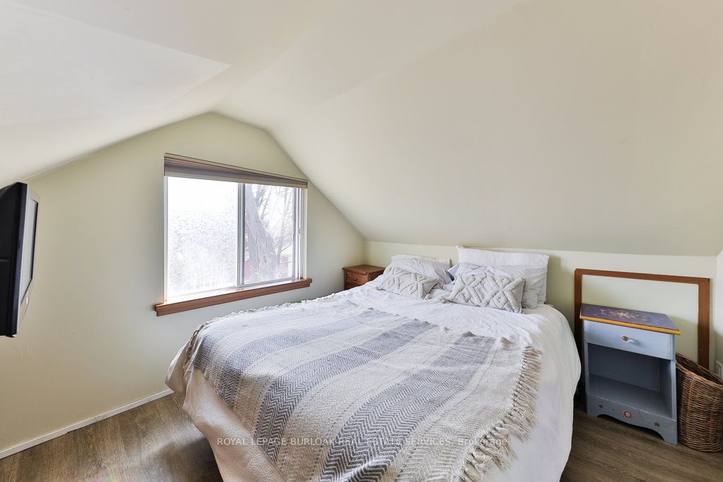 39 Twenty Fourth Street Property Photo 29
