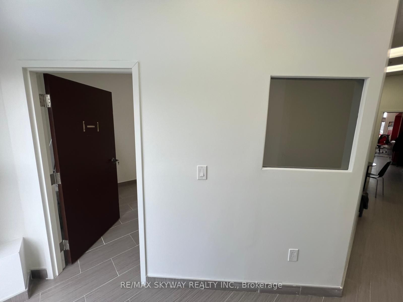 #54 - 80 Maritime Ontario Boulevard Property Photo 3