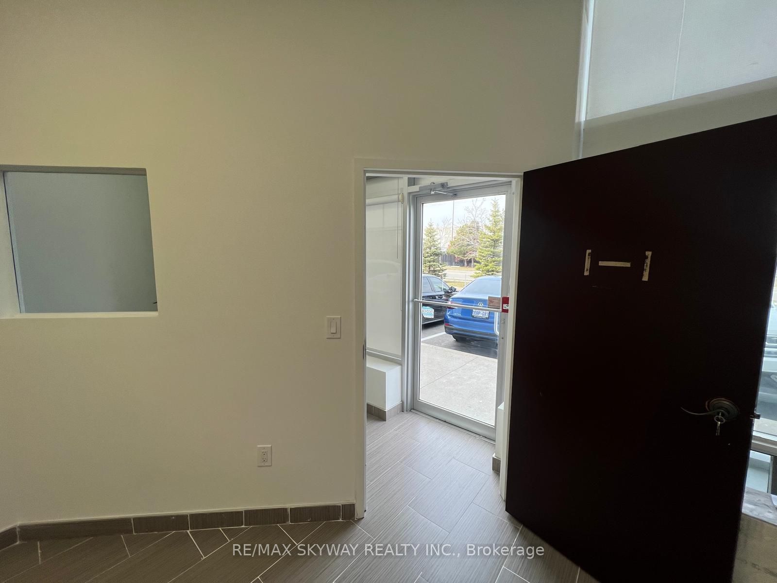 #54 - 80 Maritime Ontario Boulevard Property Photo 4
