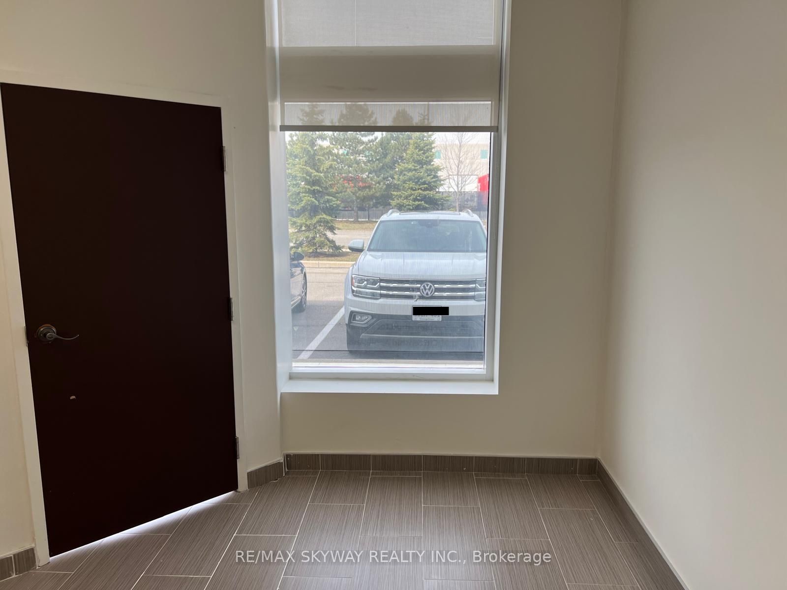 #54 - 80 Maritime Ontario Boulevard Property Photo 8