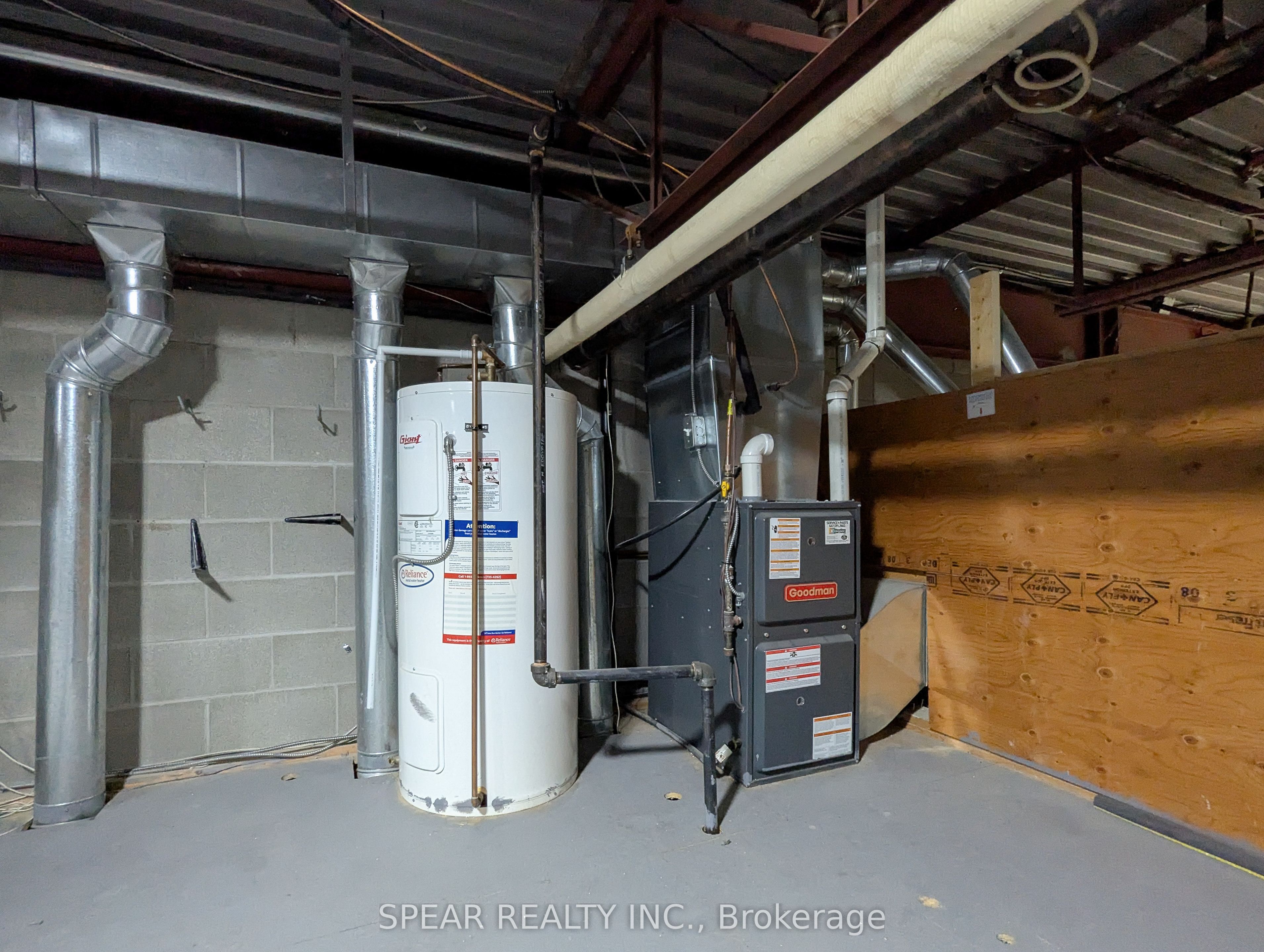 #21 - 1 Whitehorse Road Property Photo 12