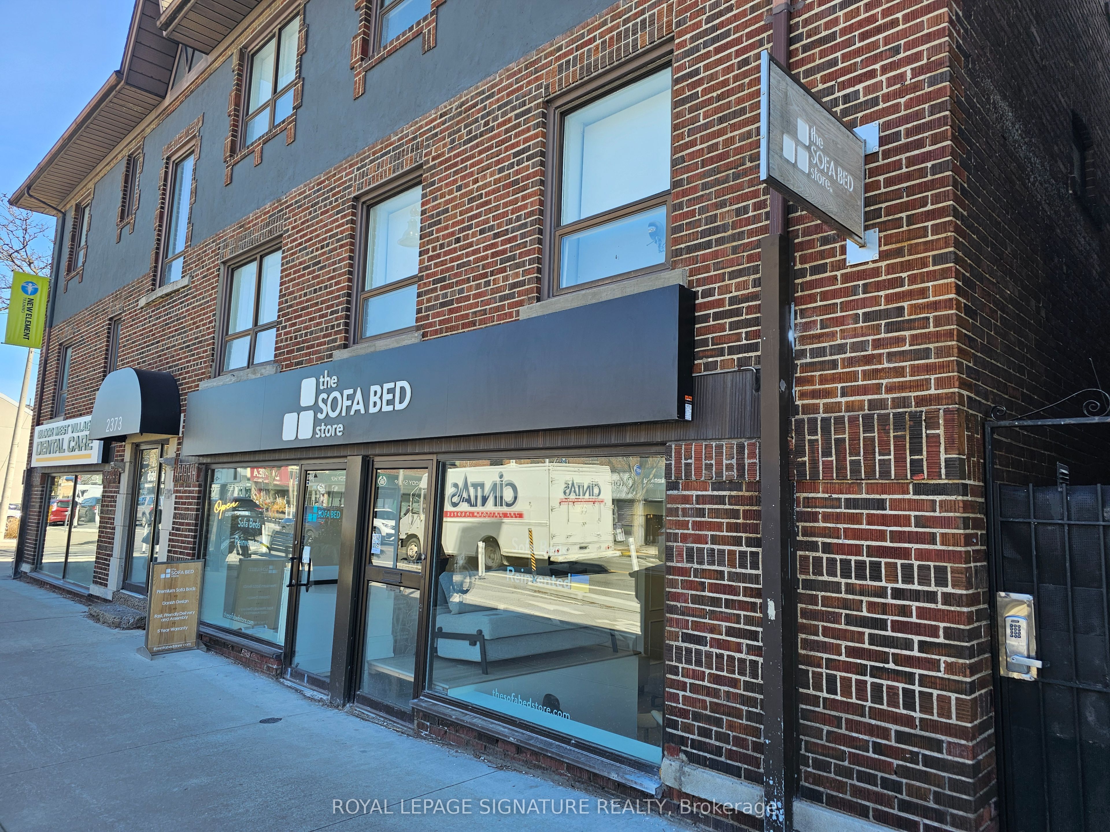 #suite A - 2373 Bloor Street Property Photo 7