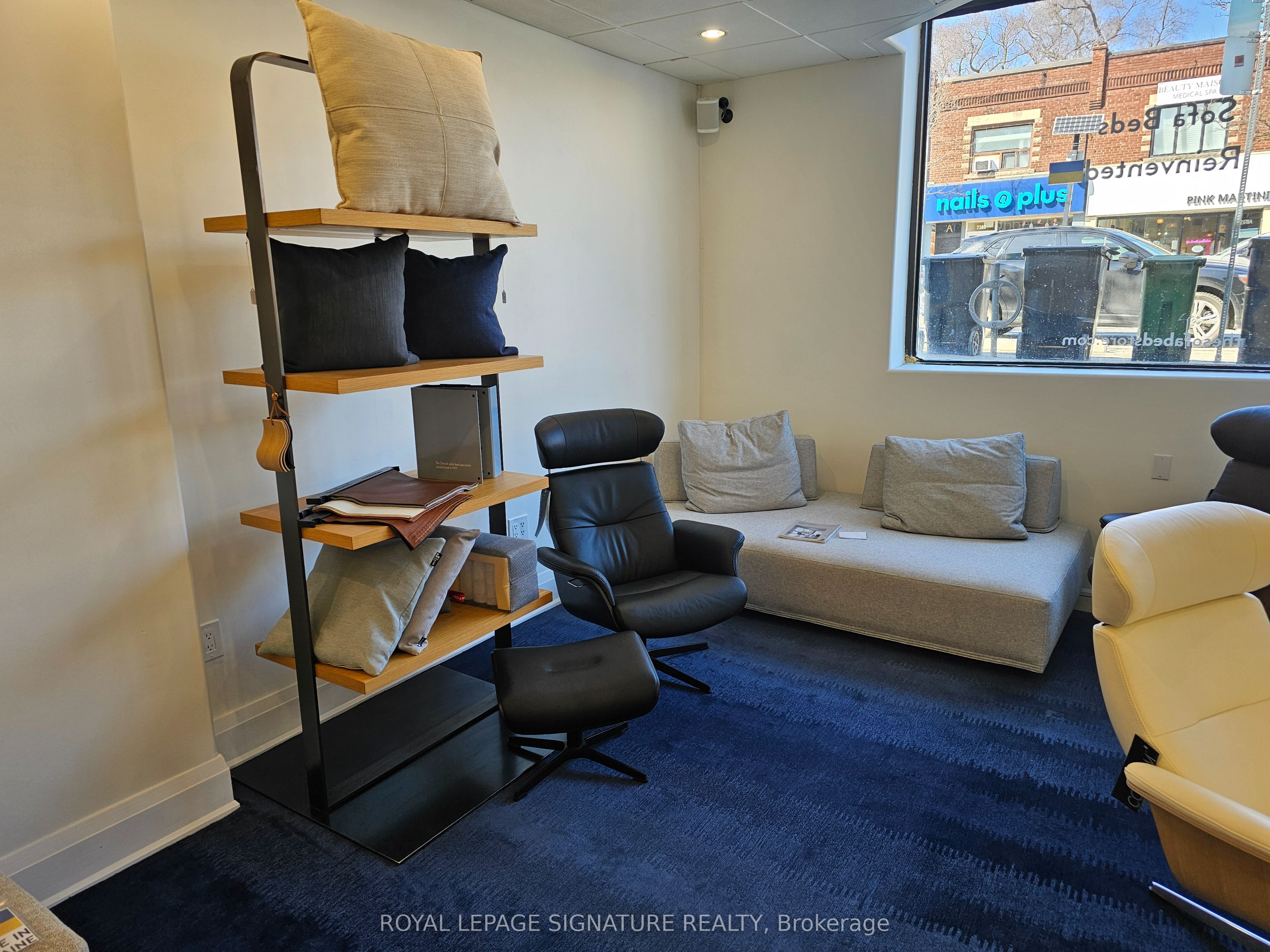 #suite A - 2373 Bloor Street Property Photo 13