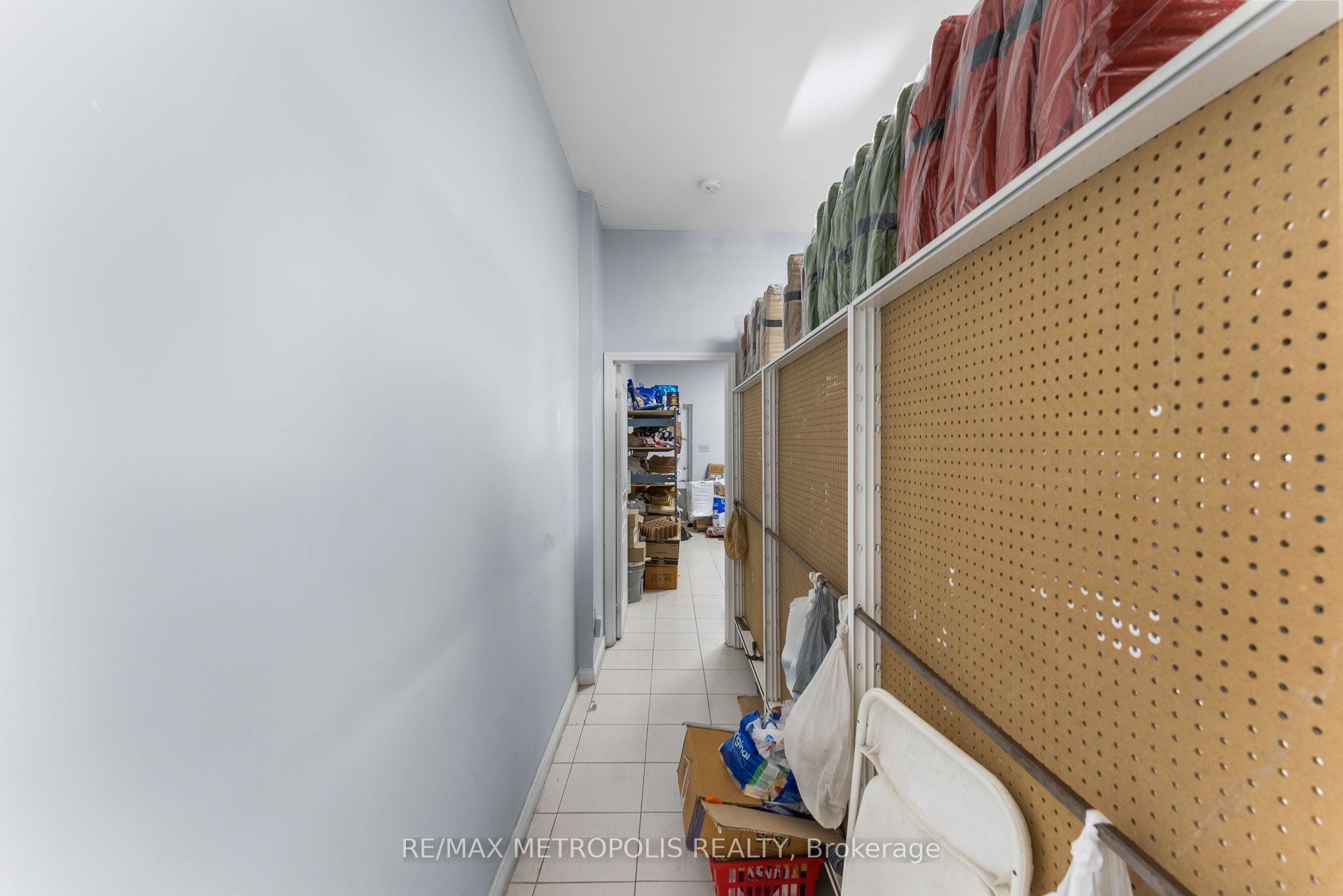 2661 Islington Avenue Property Photo 10