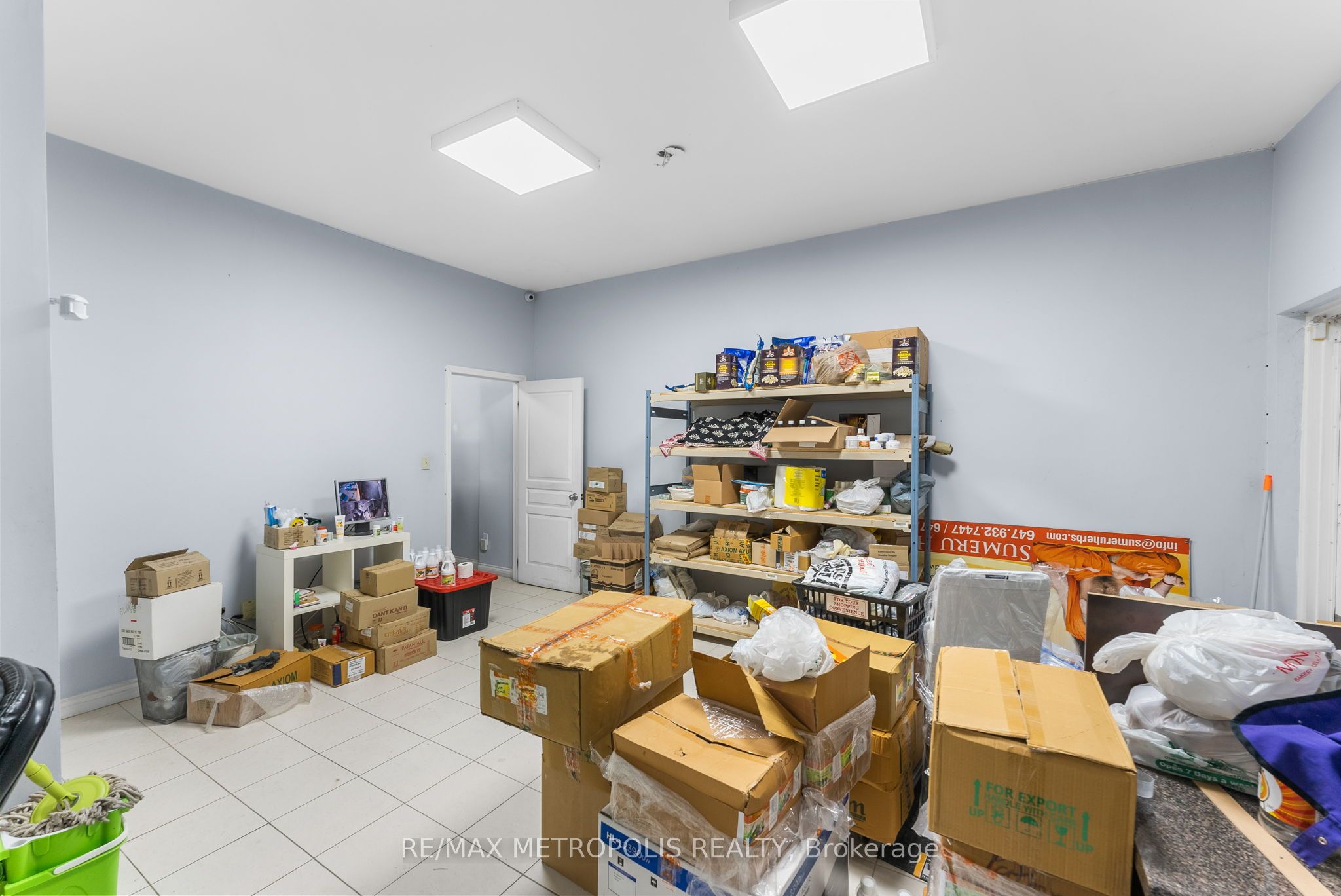 2661 Islington Avenue Property Photo 13