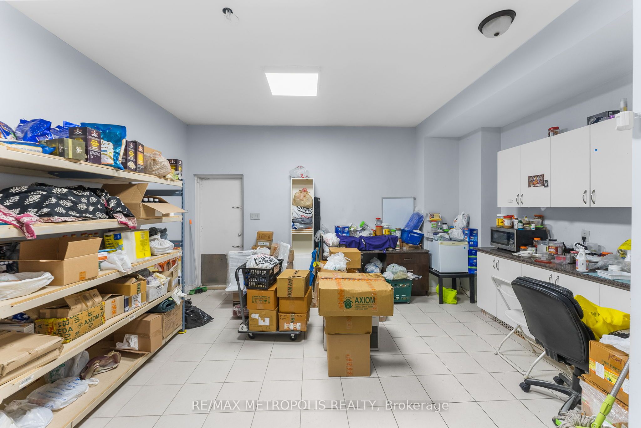 2661 Islington Avenue Property Photo 15