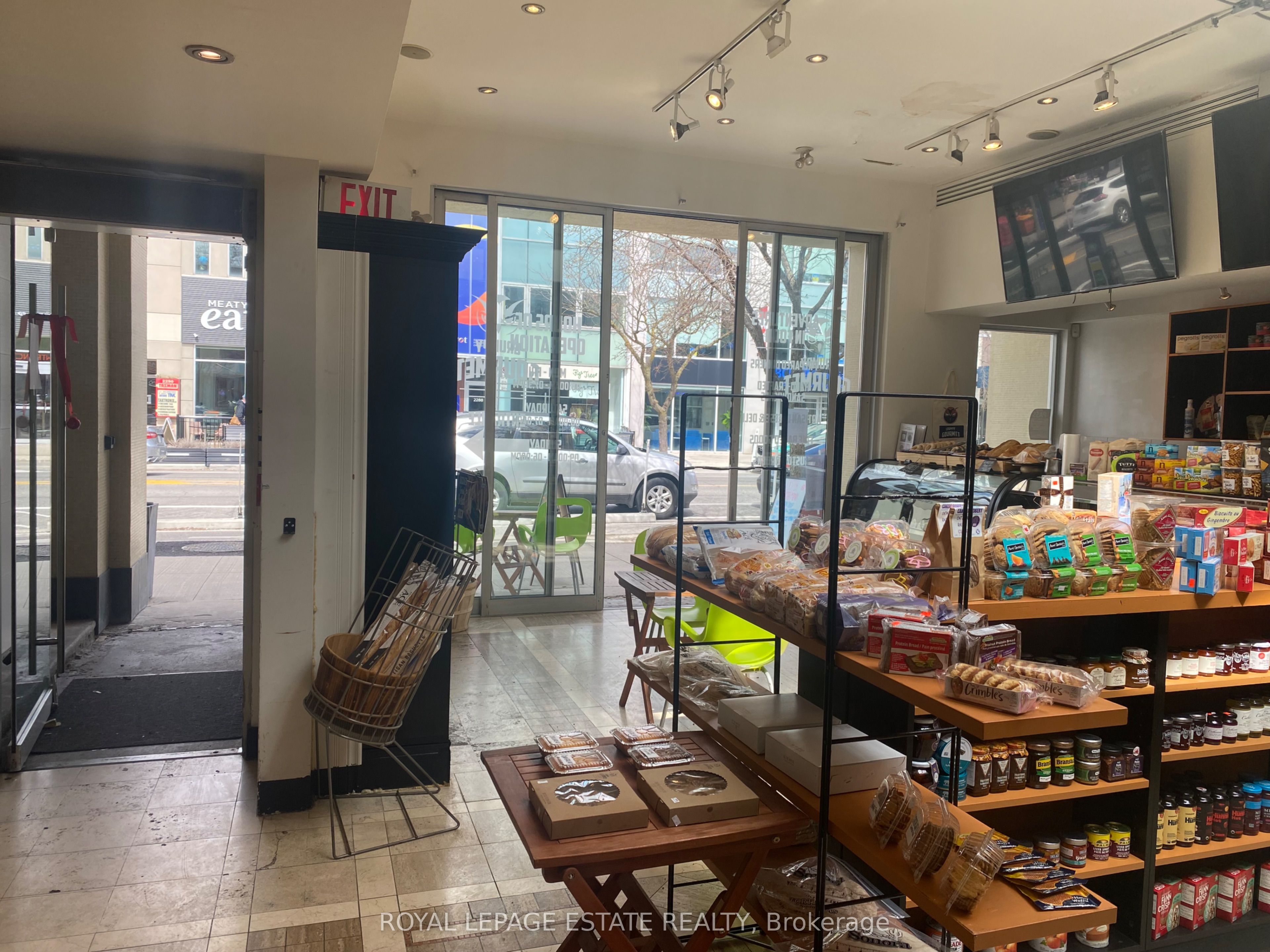 2277 Bloor Street Property Photo 2