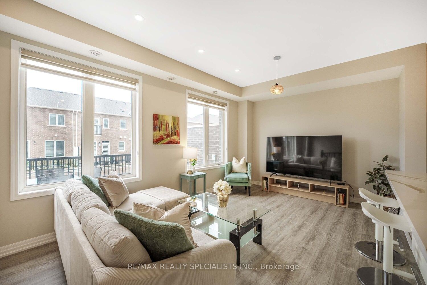 128 Burnhamthorpe Road Property Photo 12