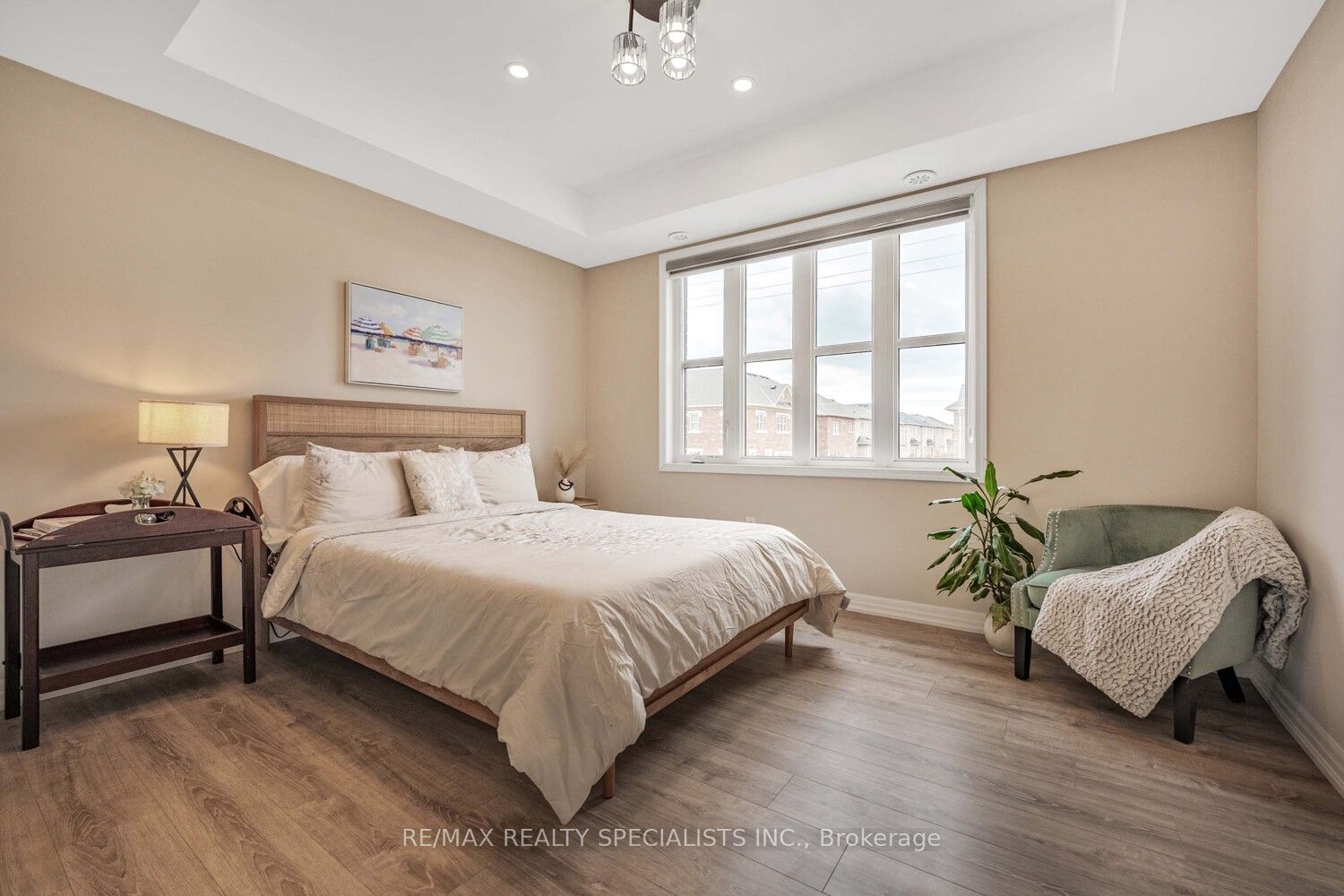 128 Burnhamthorpe Road Property Photo 20