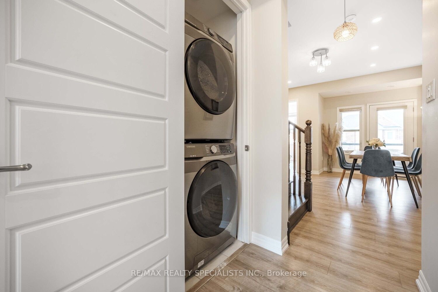128 Burnhamthorpe Road Property Photo 29