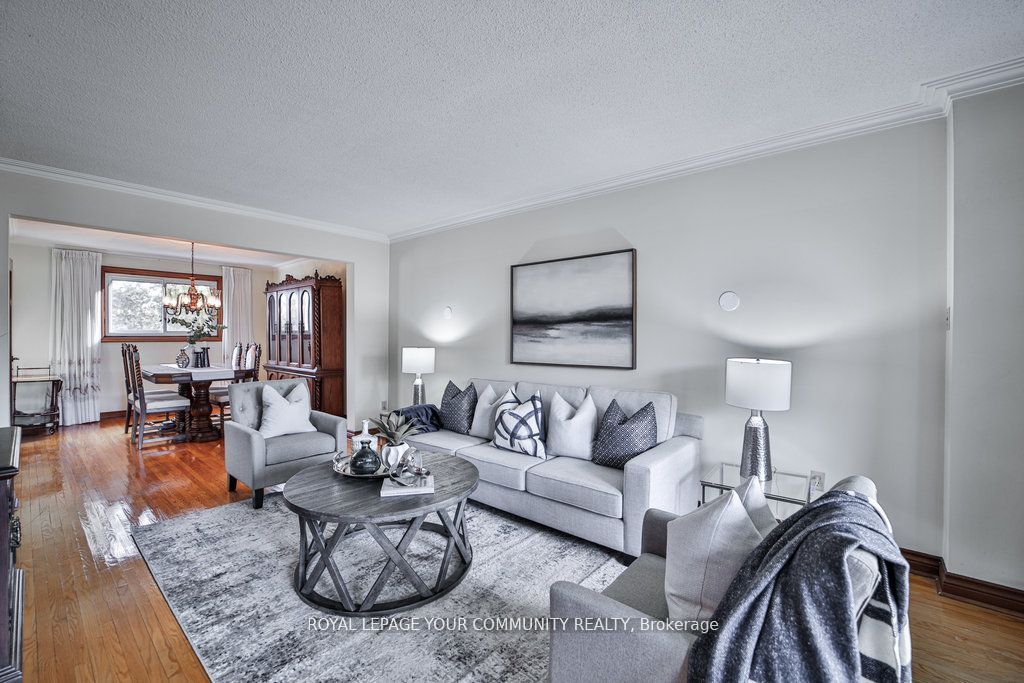21 Disan Court Property Photo 15