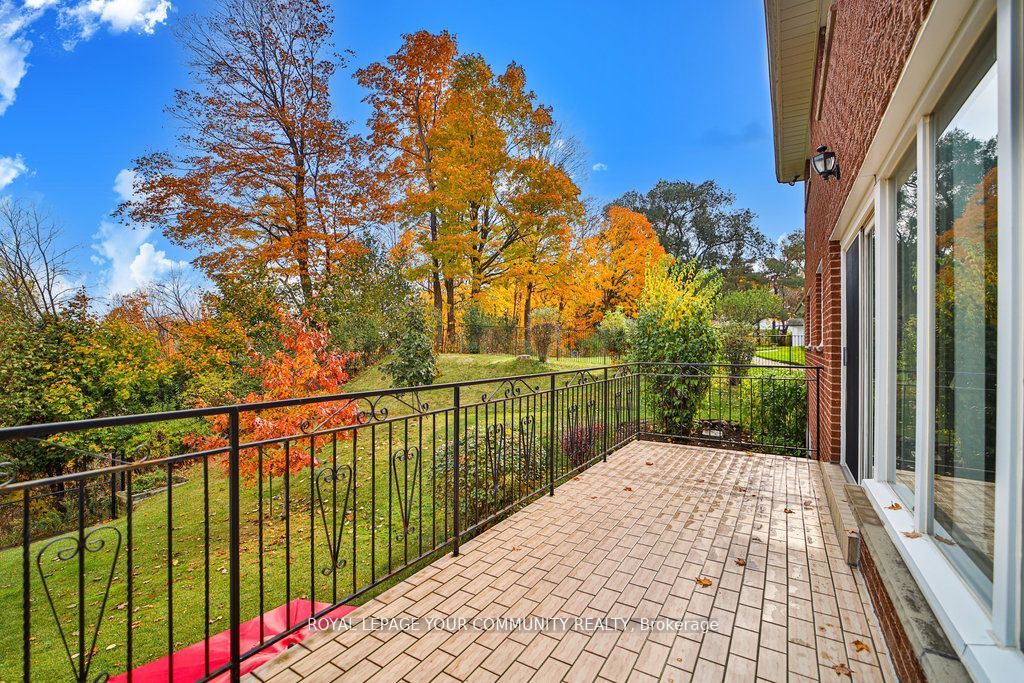 21 Disan Court Property Photo 25