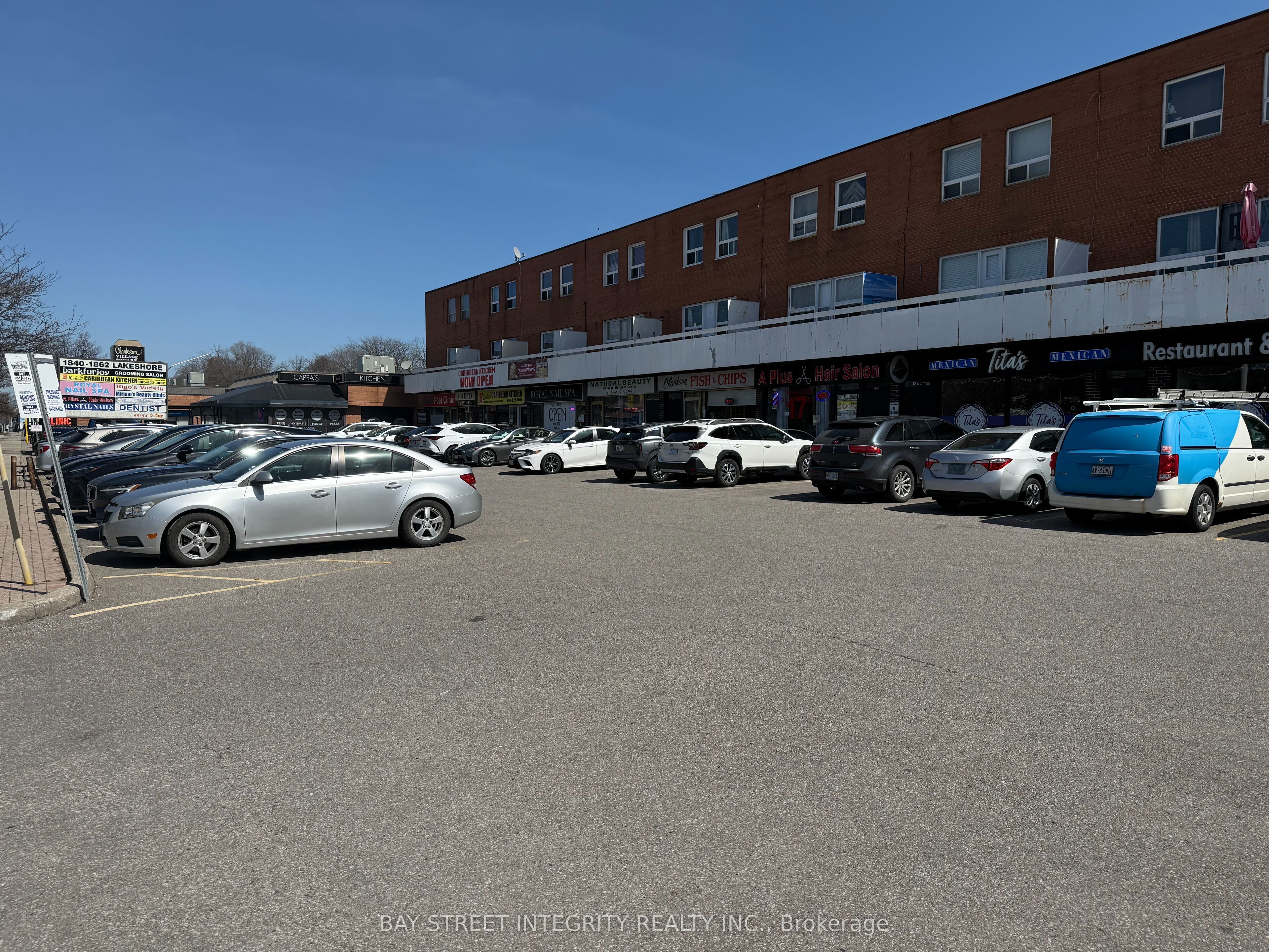 1850 Lakeshore Road Property Photo 1