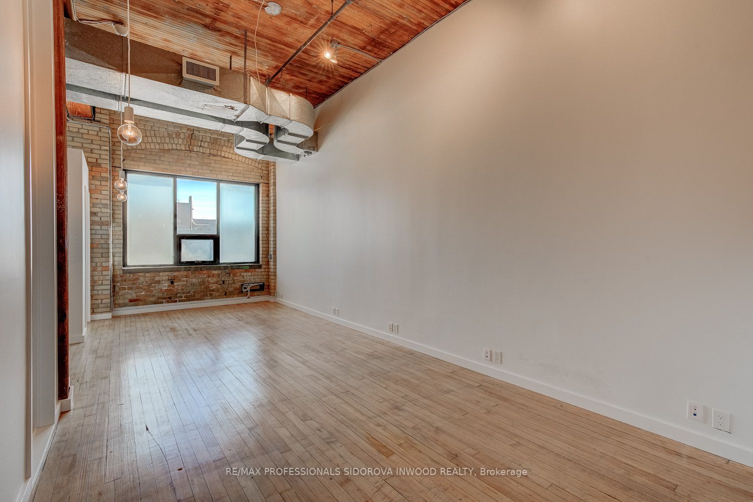 #201 - 25 Morrow Avenue Property Photo 4